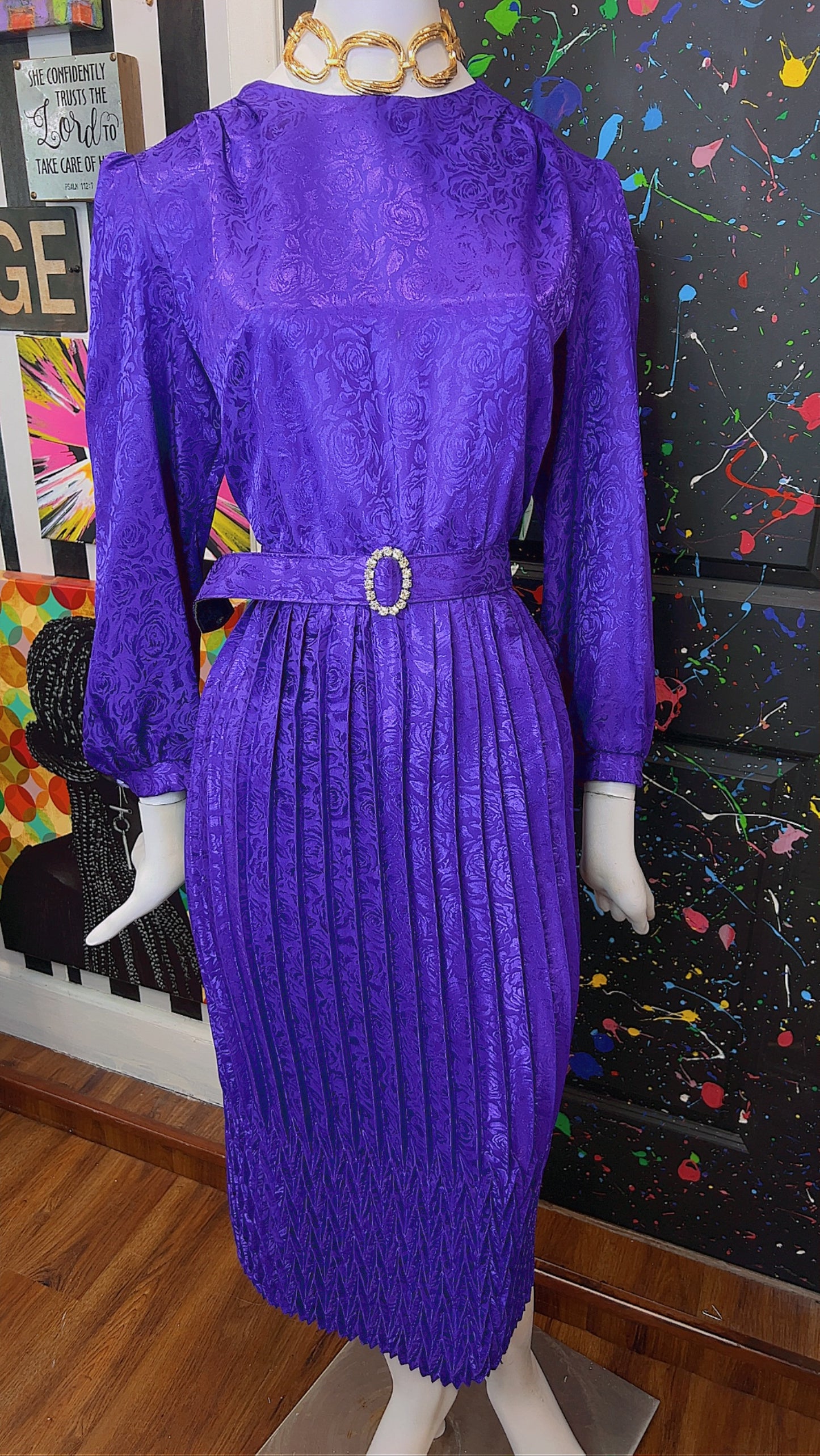 Vintage Purple Pleated Dress w/ Belt (16)