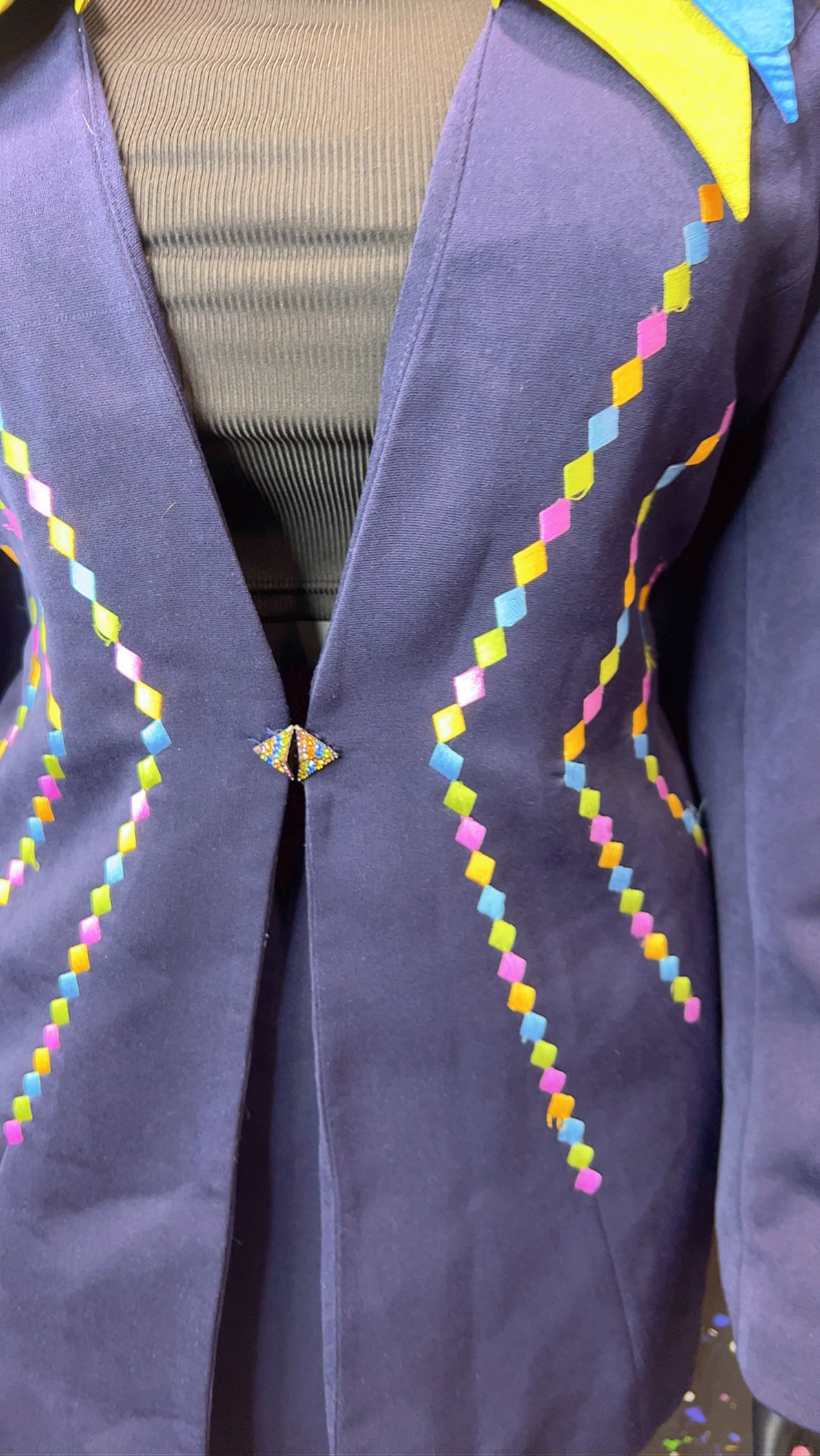 Vintage Rainbow Collar Skirt Suit (20W)