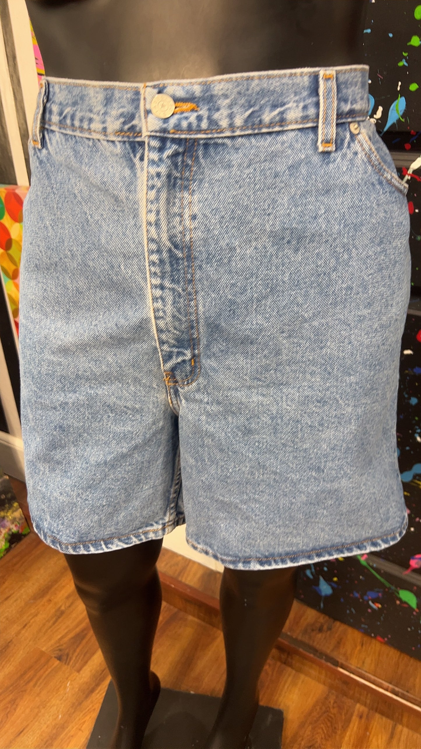Vintage Denim Mom Shorts (24W)