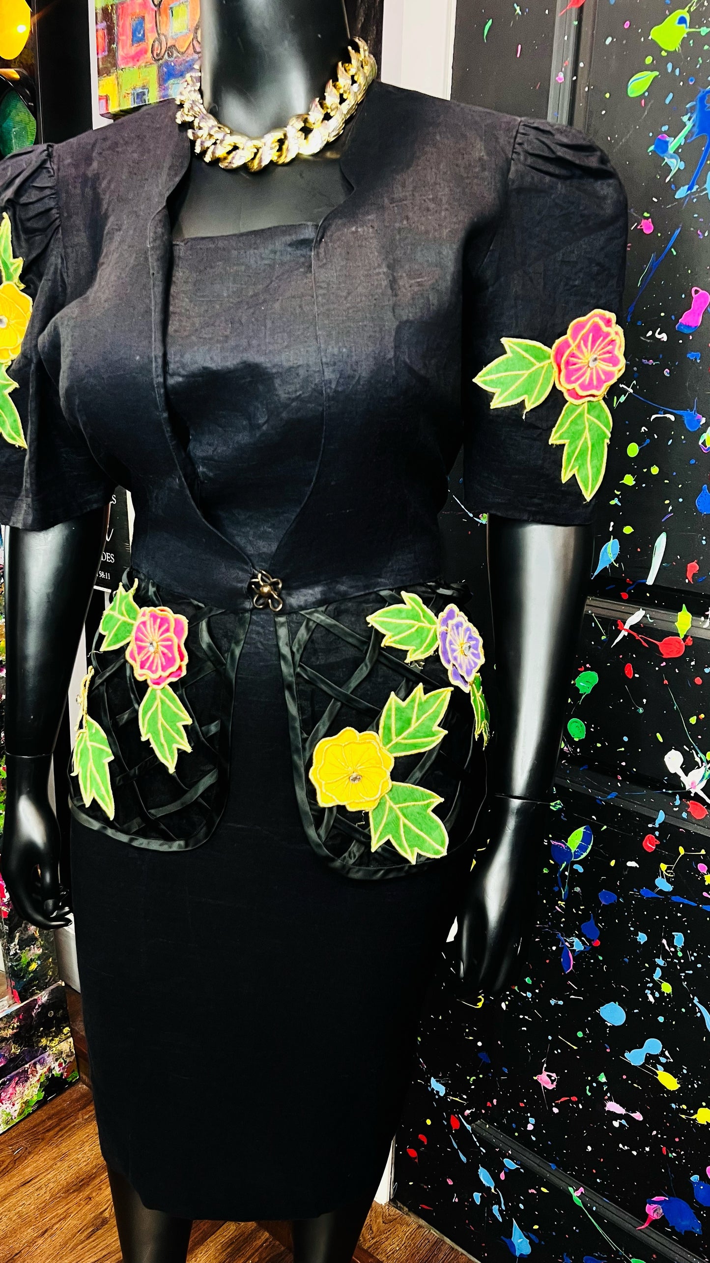 Vintage Jewel Black & Floral Set (20)
