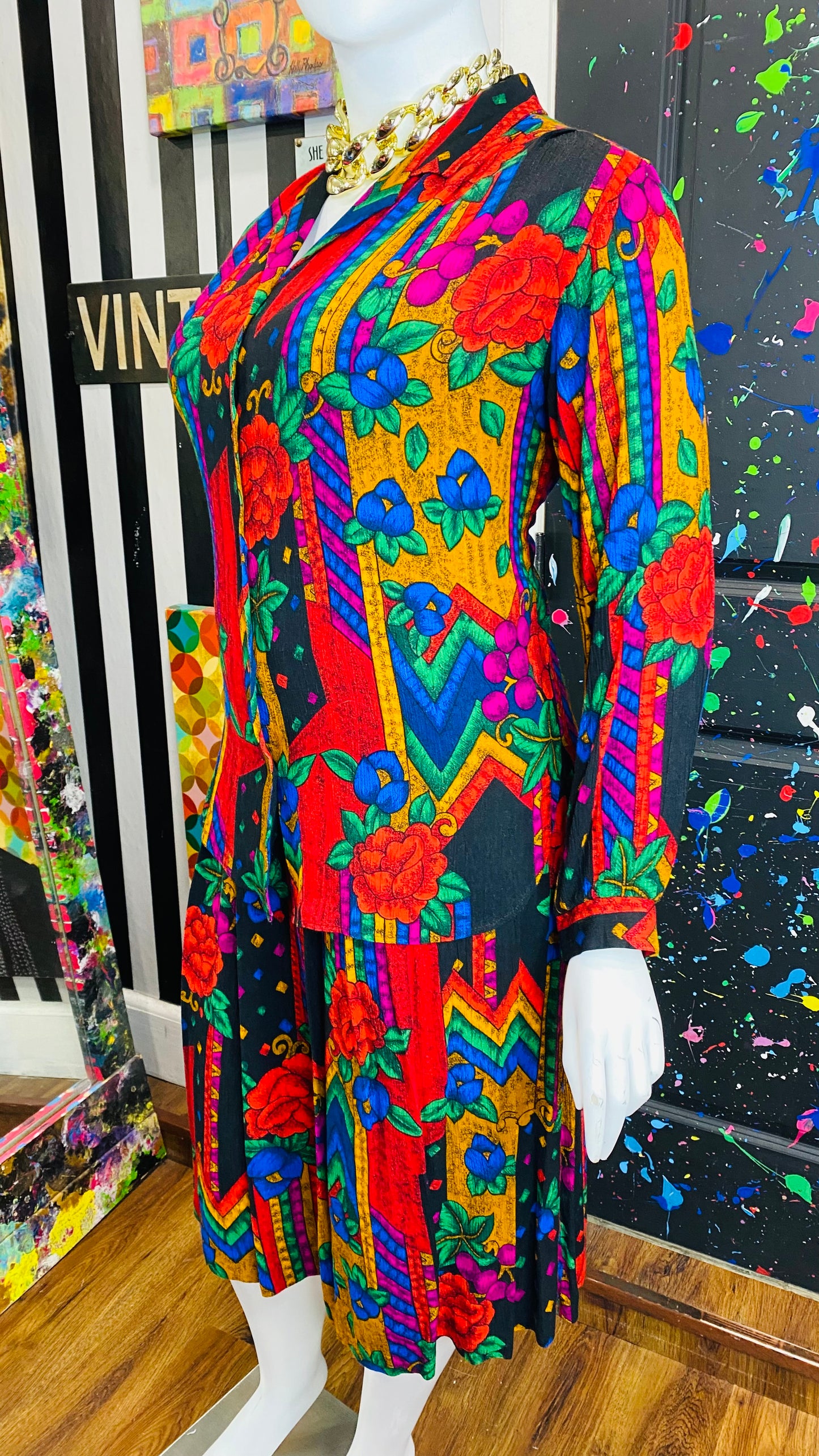 Vintage Vibrant Skirt Set (16/18)