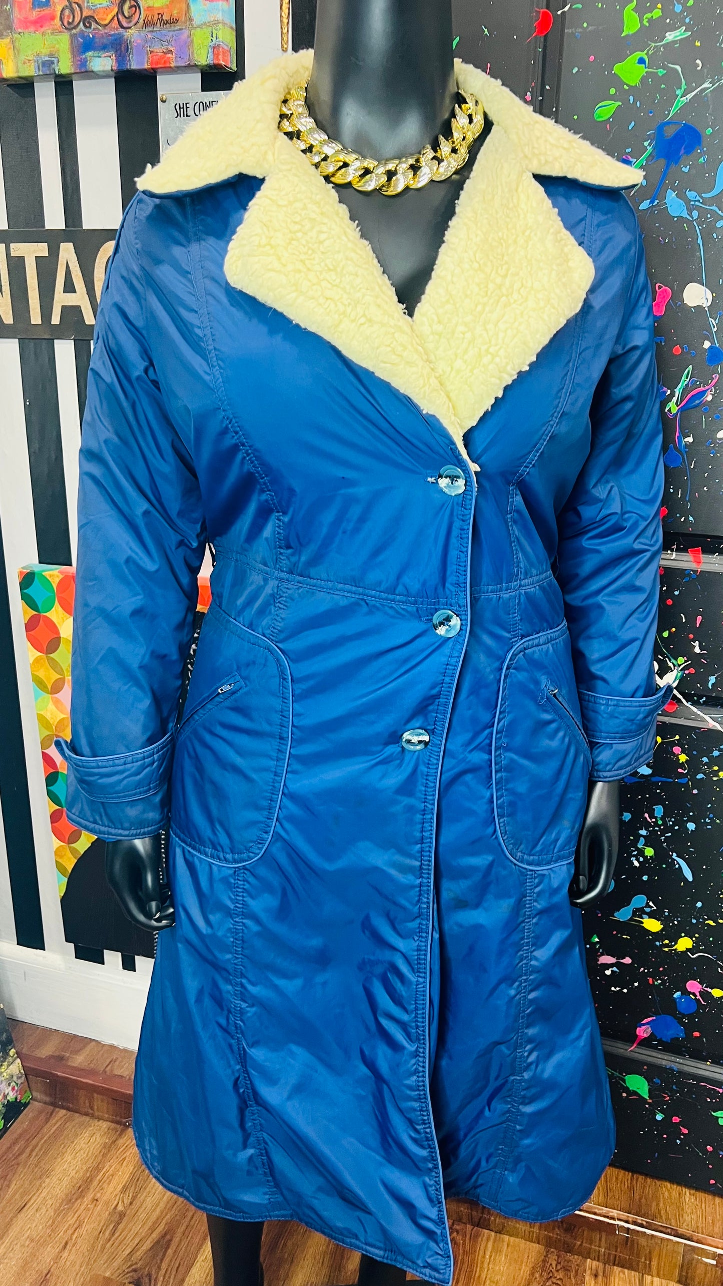 Vintage 70’s Navy Blue Double Breasted Puffer Coat (20 1/2)