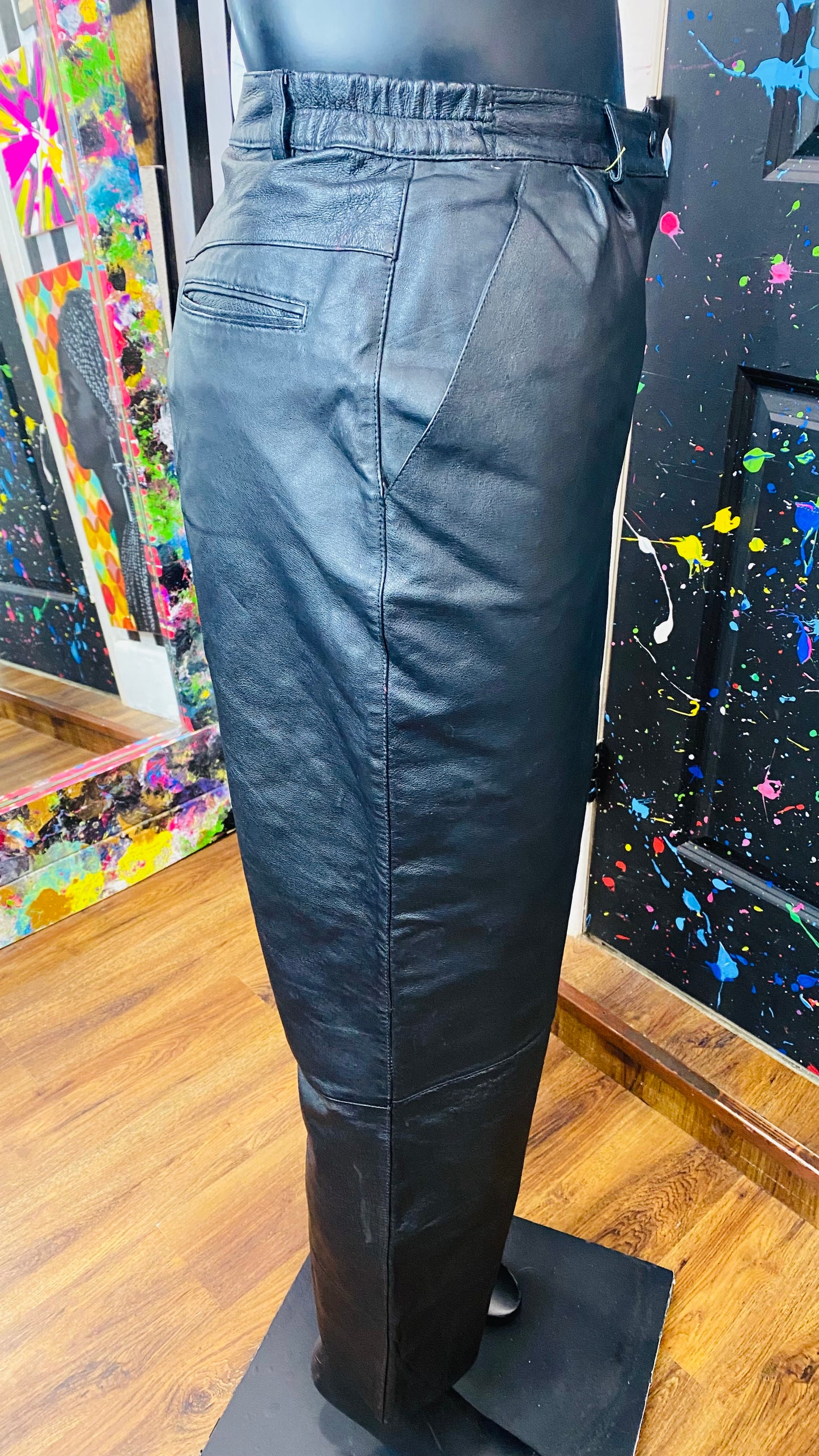 Vintage Black Genuine Leather Pants (18)