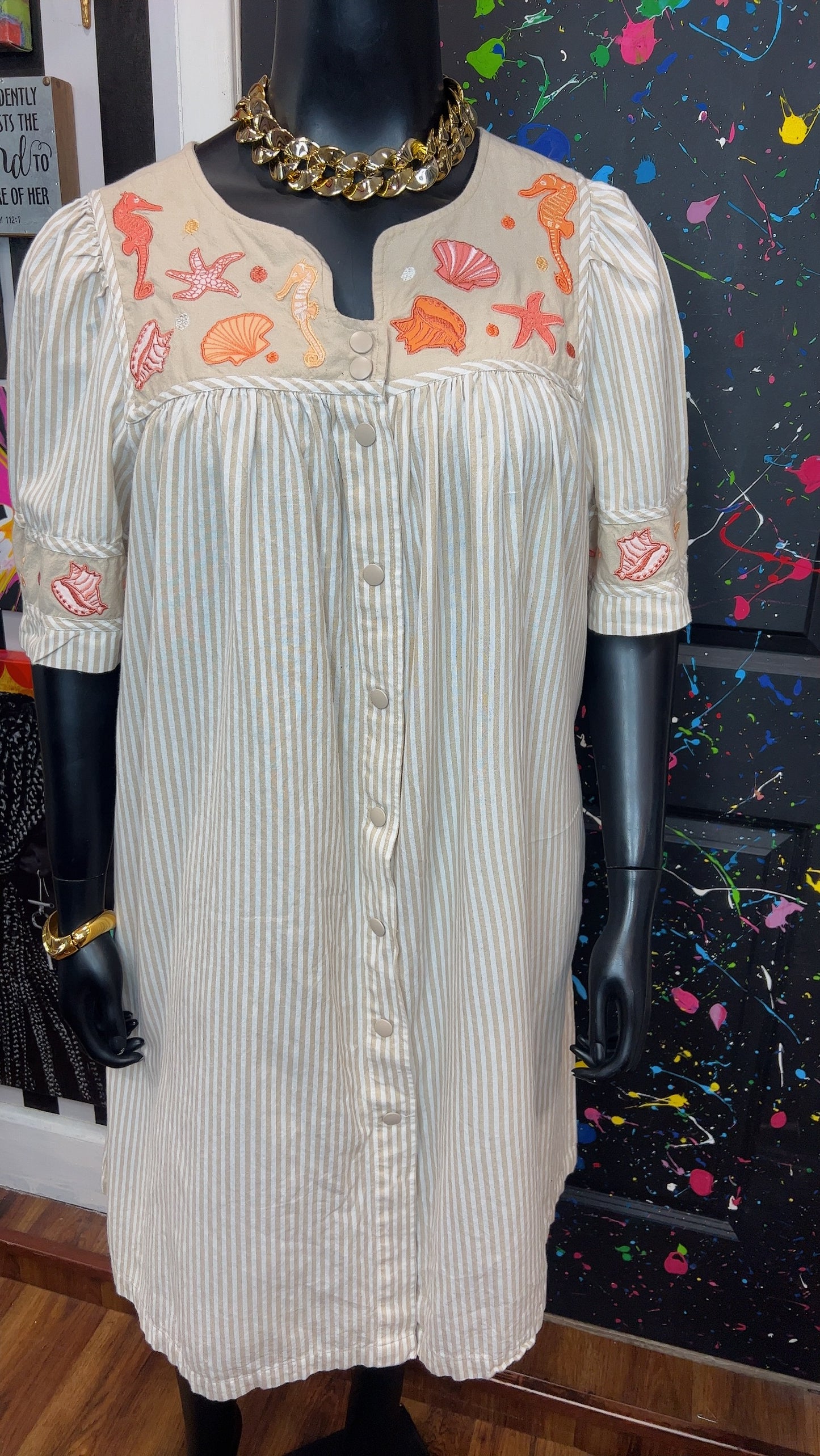 Vintage Tan & White Seashell House Dress (14)