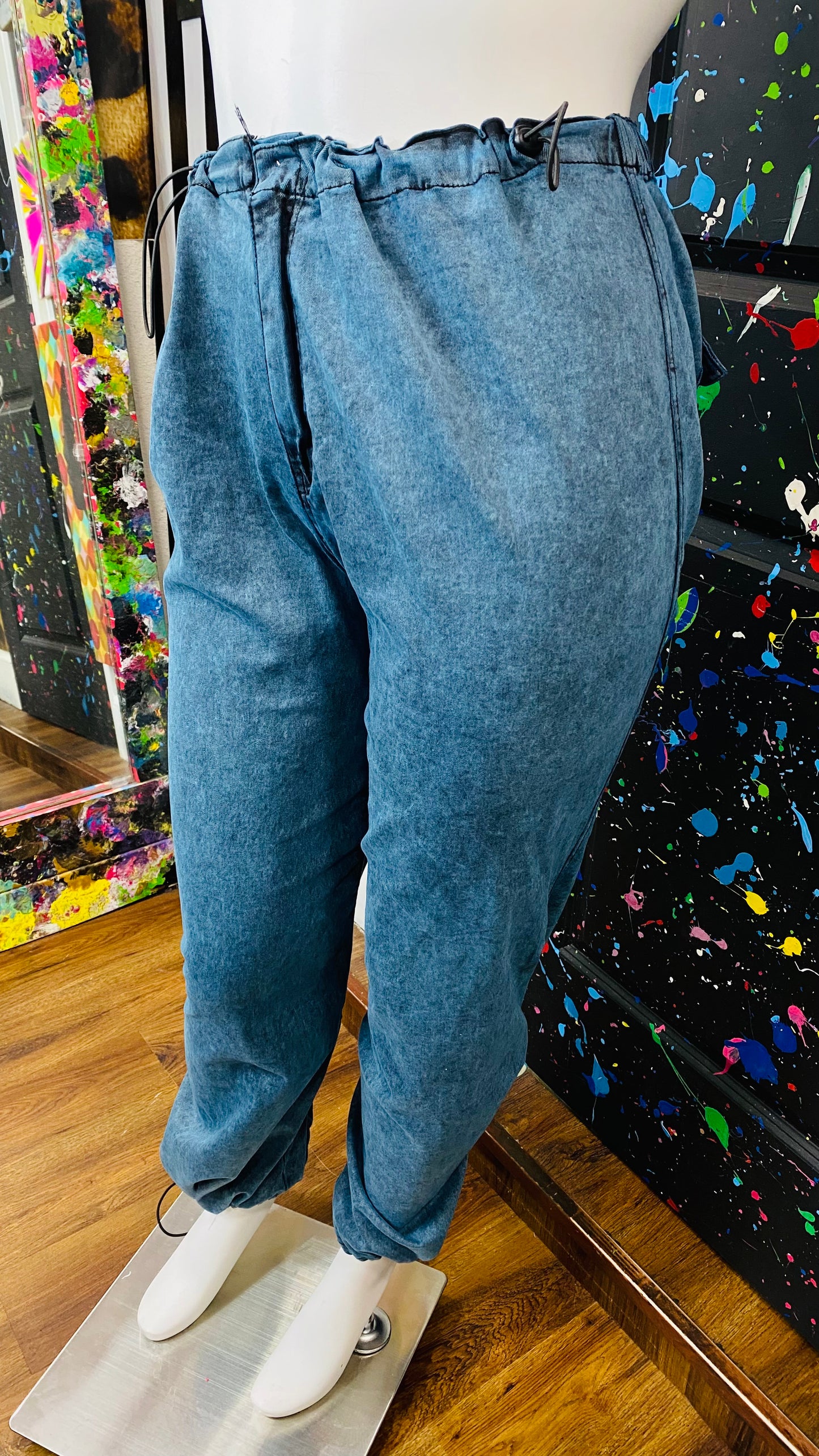 New w/ Tags Drawstring Waist & Ankle Jeans (20)