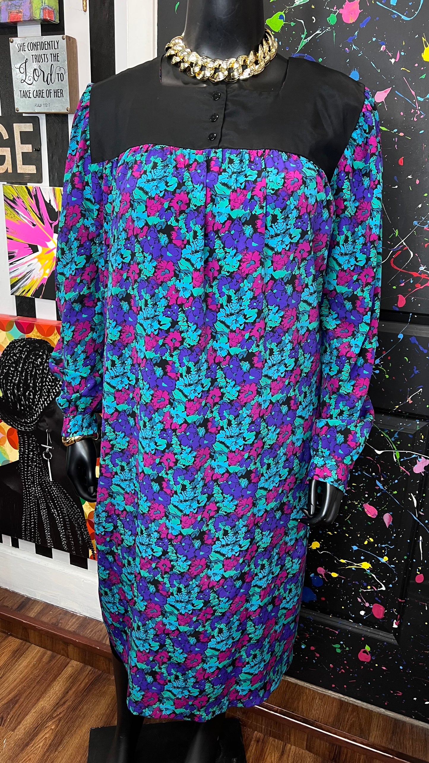 Vintage Floral Dress (26/28)
