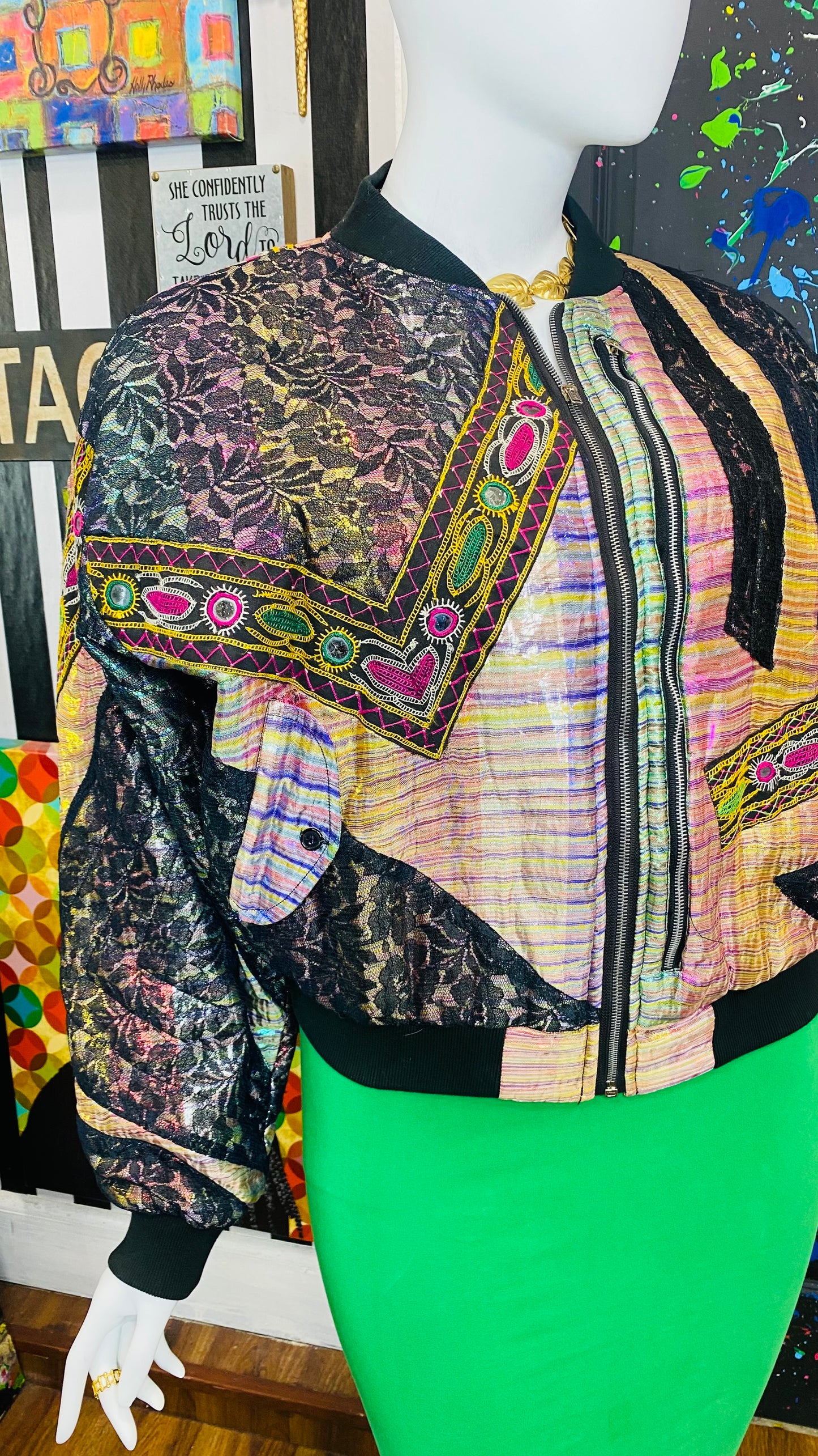 Vintage Abstract Lace Puffer Jacket (22)
