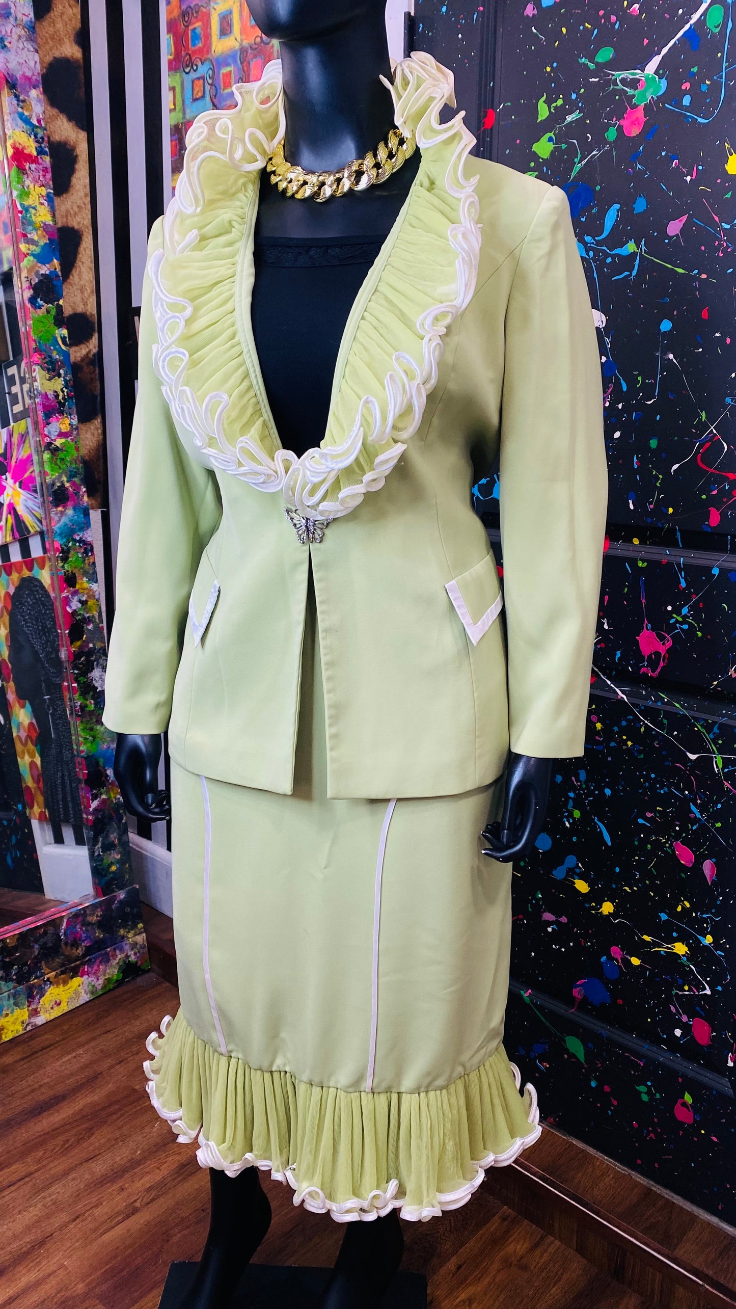 Vintage Dramatic Green & White Skirt Suit (20)