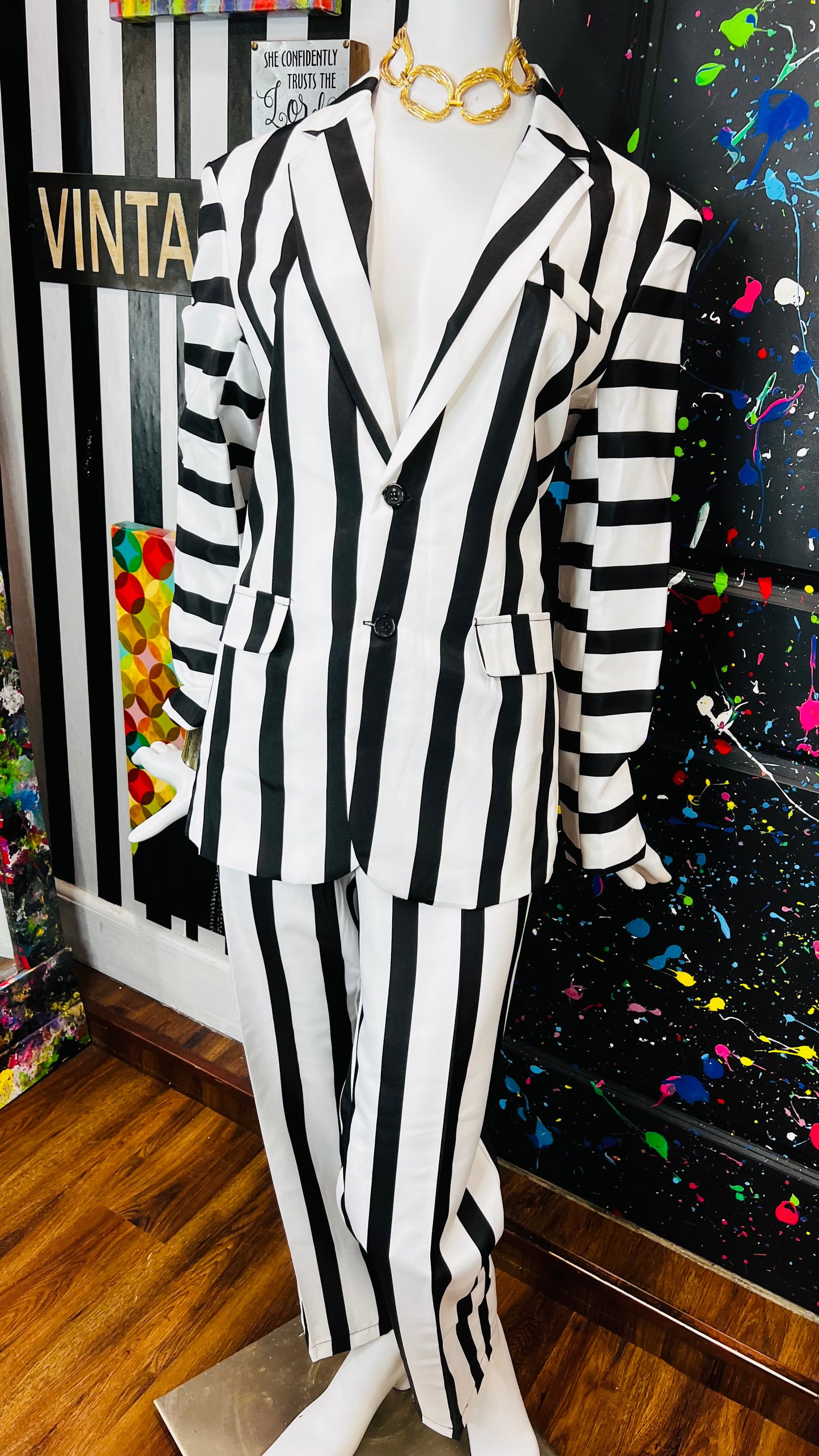 Black & White Stripe Pants Suit (12/14)