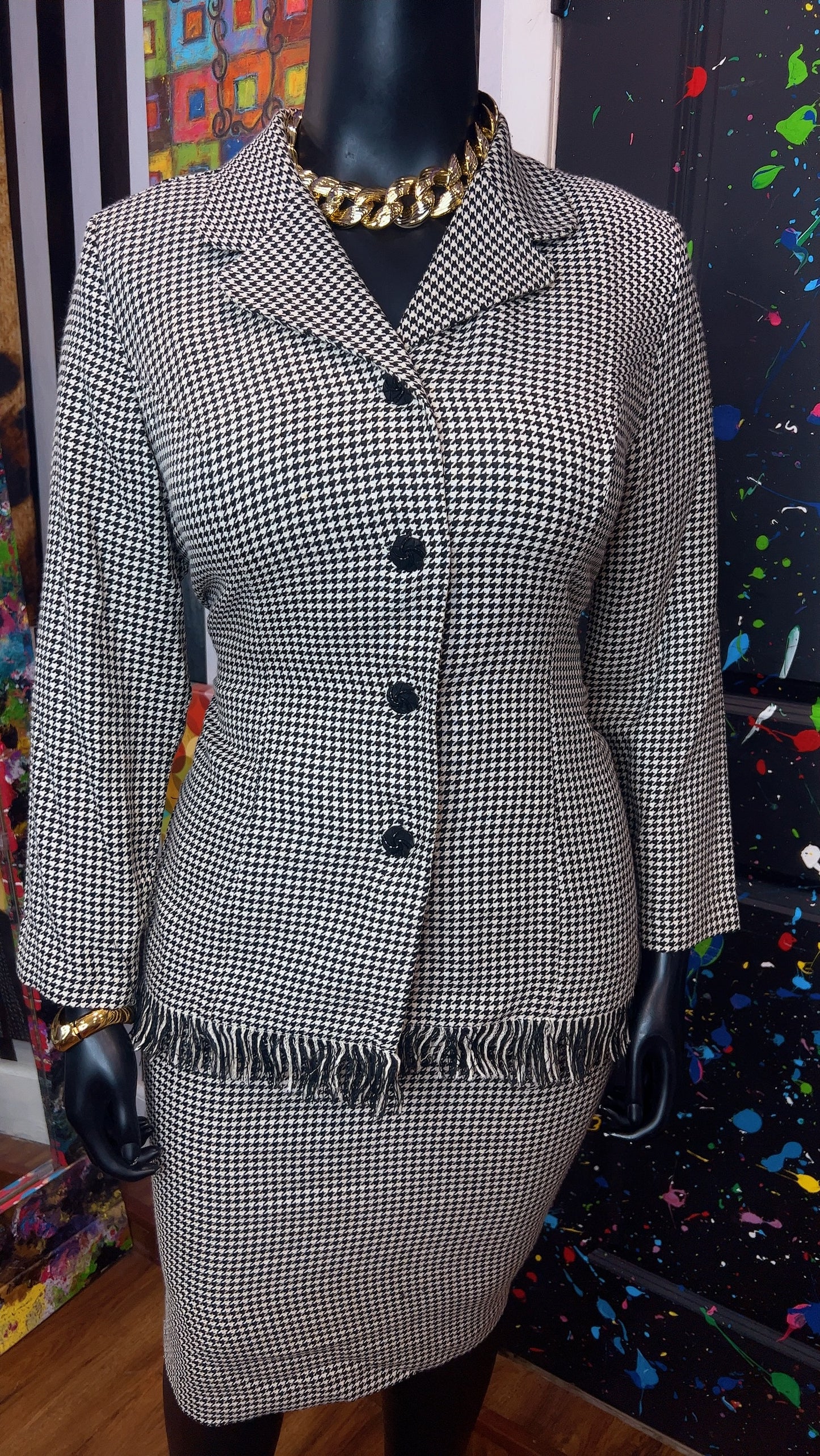 Vintage Houndstooth Black & White Skirt Suit (16W)