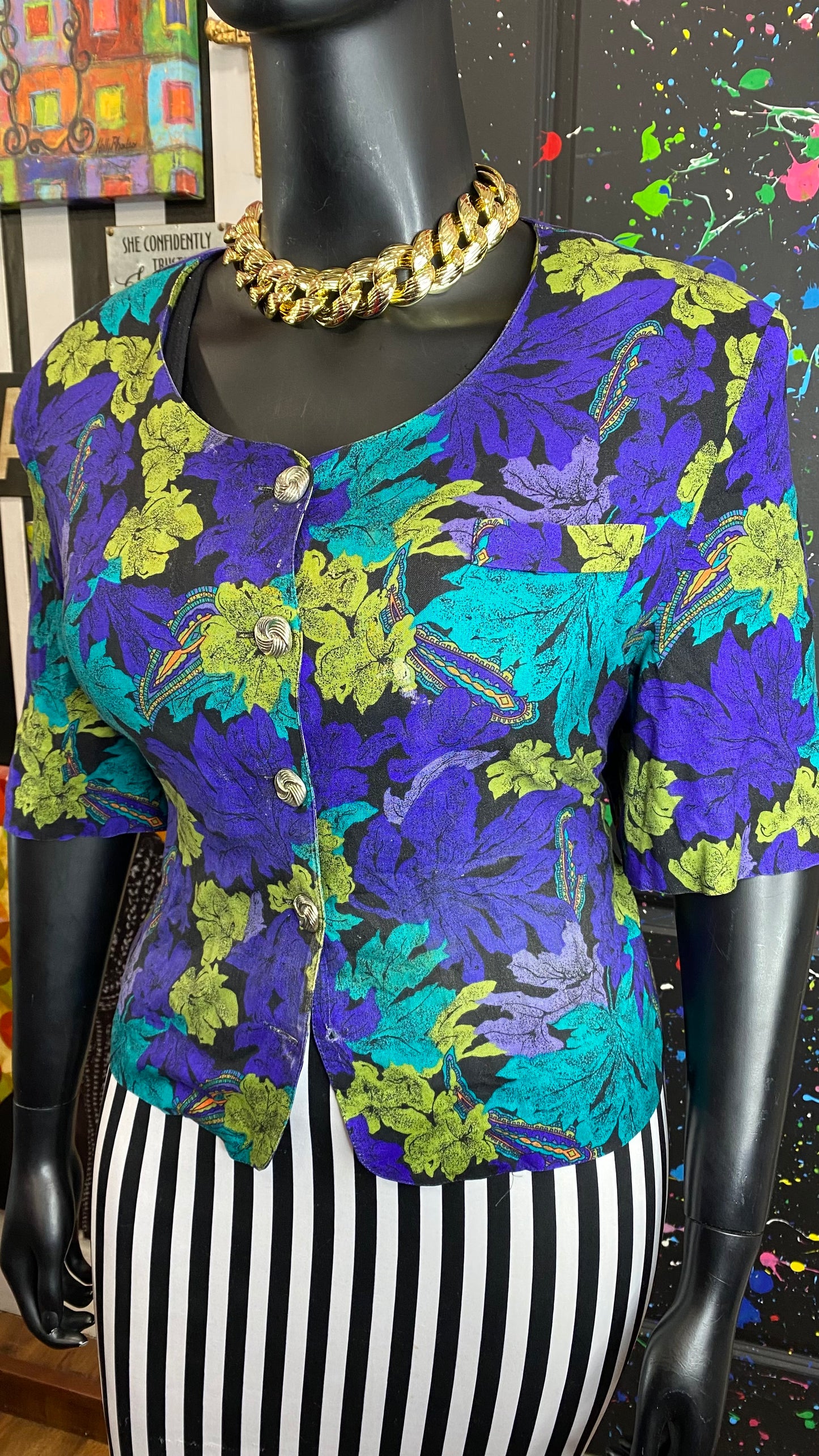 Vintage Floral Cropped Blouse (24)