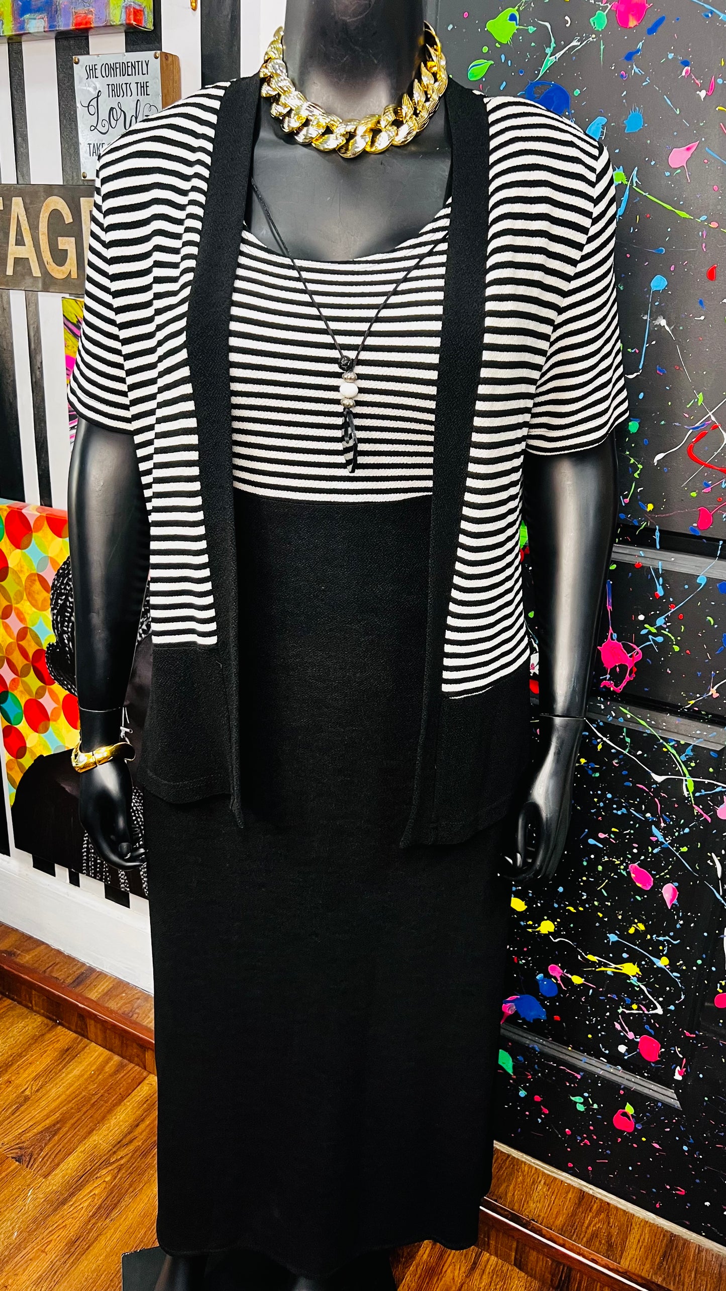 Vintage Black & White Striped Dress Set - Stretchy & Comfy (14)