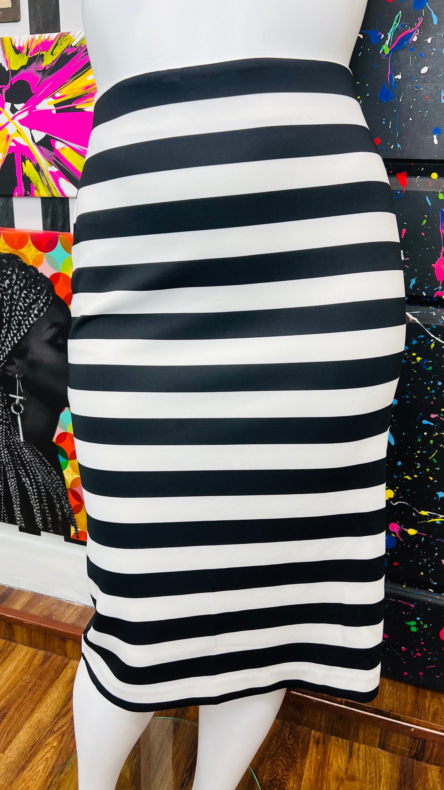 Black & White Striped Skirt (24W)