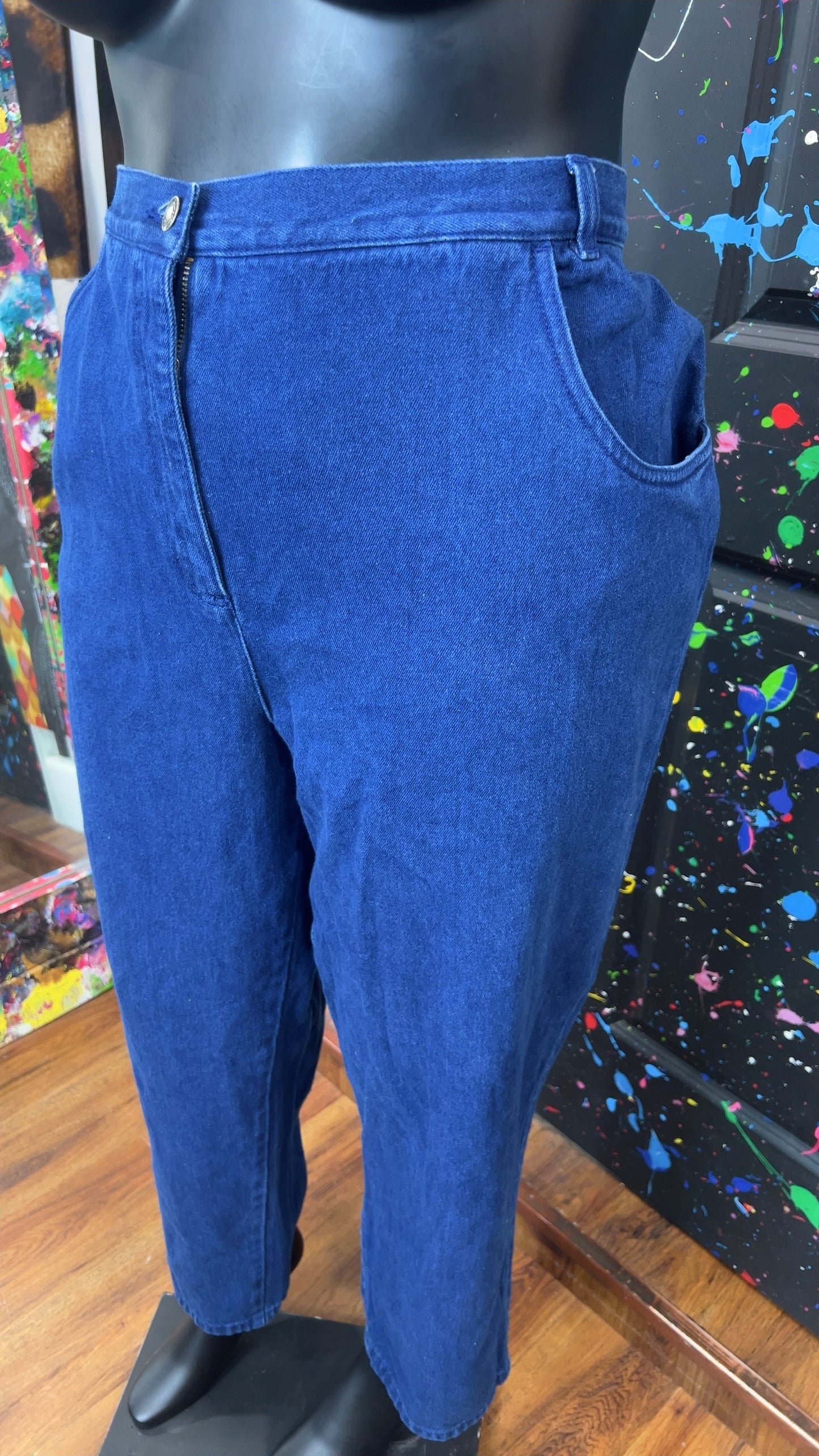 Vintage Blue Jeans (22W)