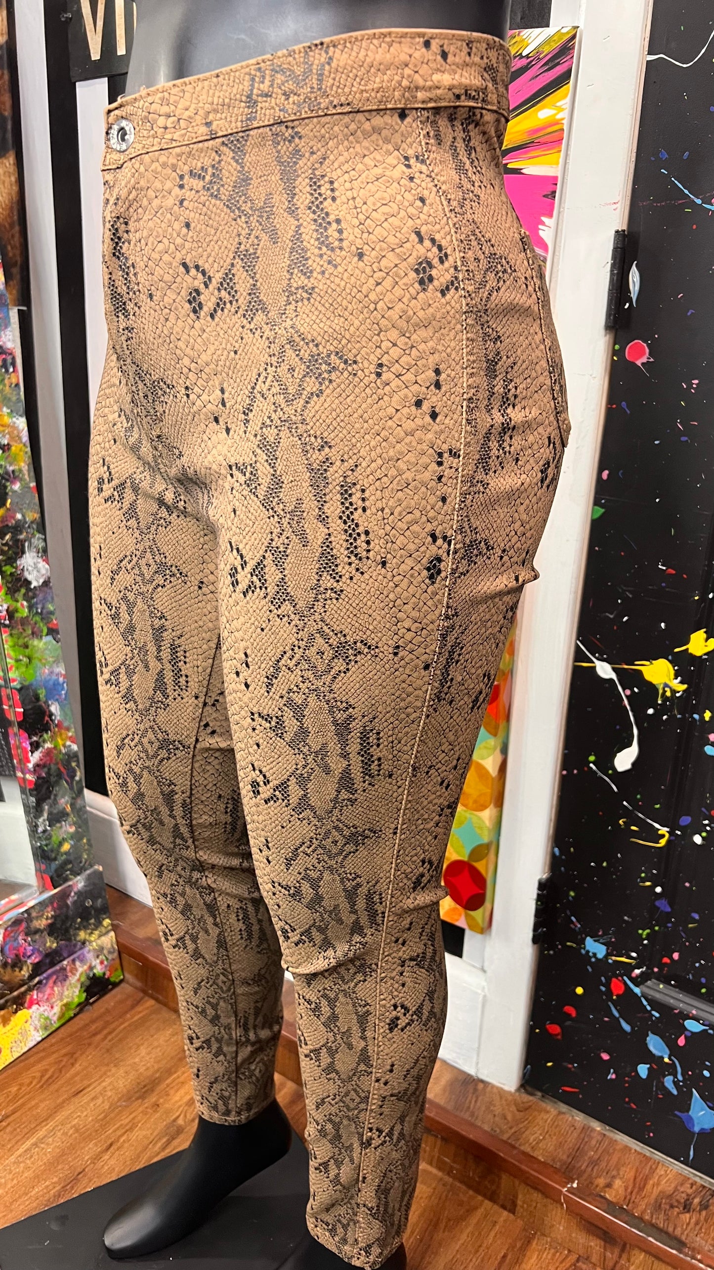 Super Stretchy Snake Skin Pants (16/18)