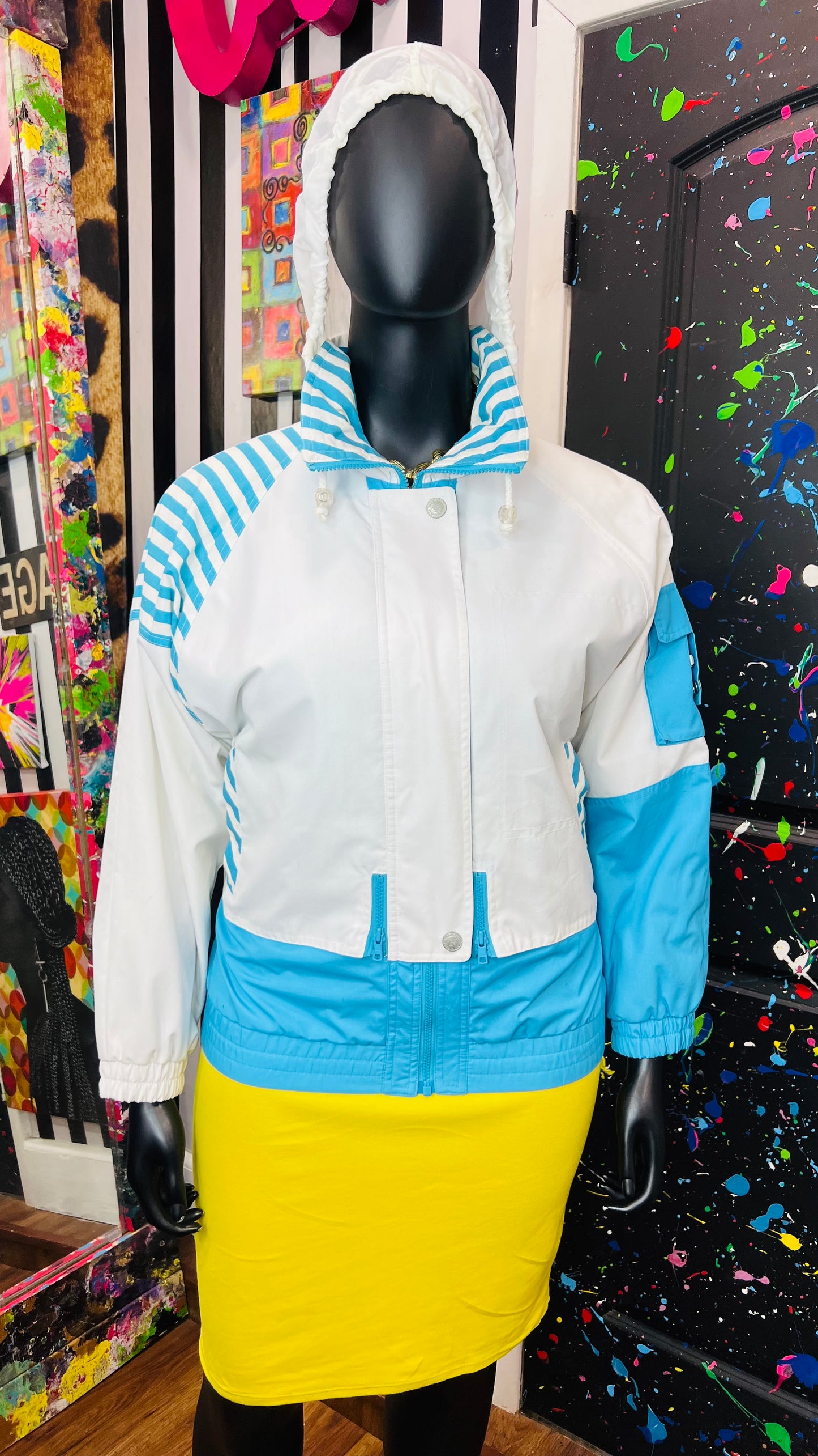 Vintage White & Blue Jacket w/ Stripes (14)