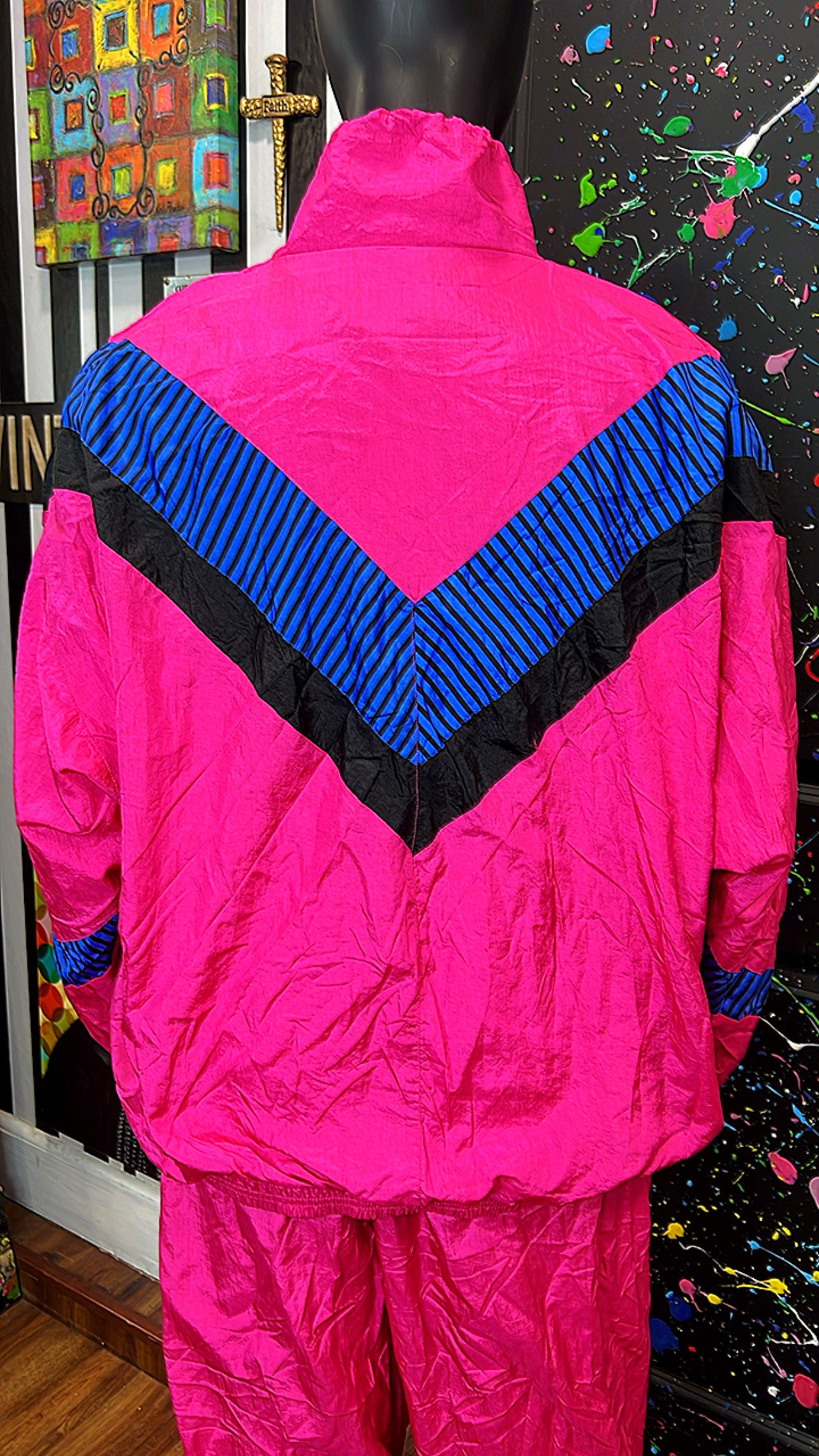 Vintage Pink Black & Blue Windbreaker Set (20/22)