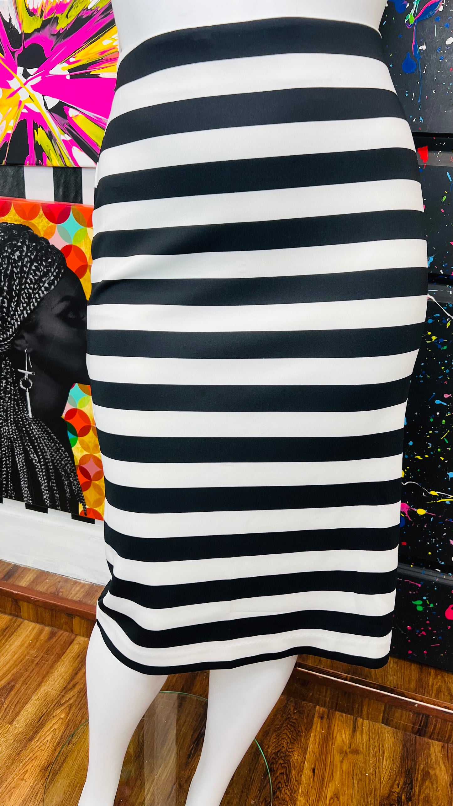 Black & White Striped Skirt (24W)