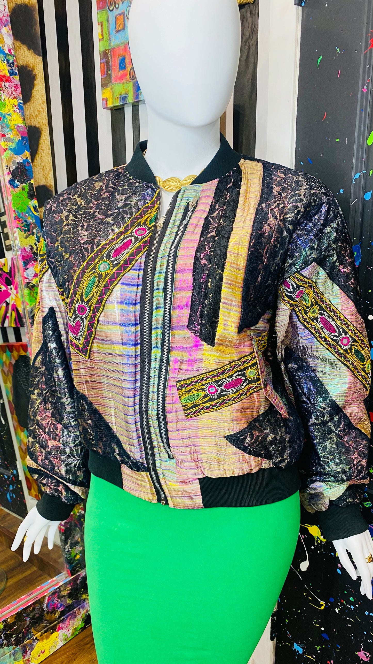 Vintage Abstract Lace Puffer Jacket (22)