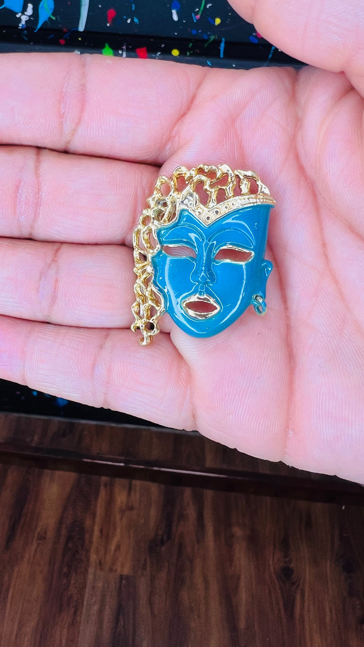 Vintage Gold Plated 90’s Brooch Pin (Blue)