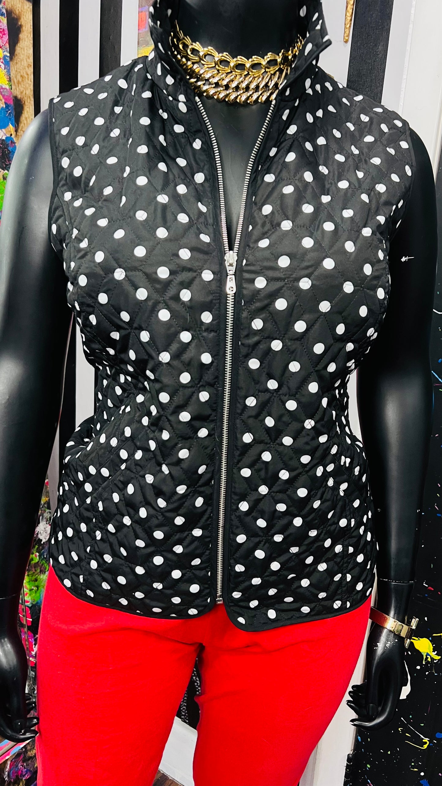 All Over Polka Dot Light Puffer Vest (14/16)