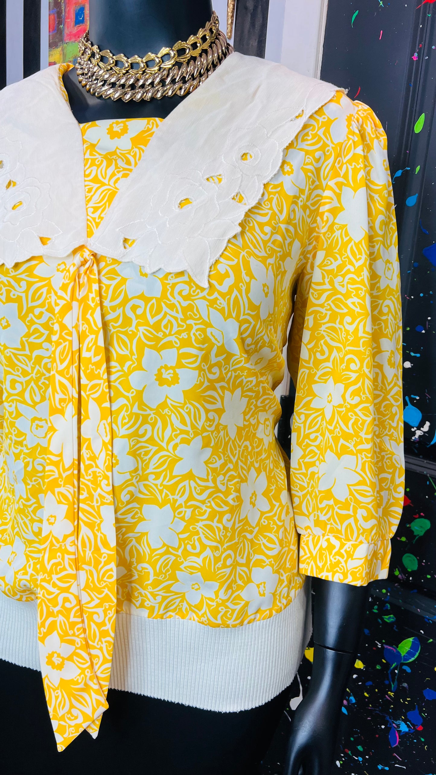 Vintage Cream & Yellow Blouse (14)