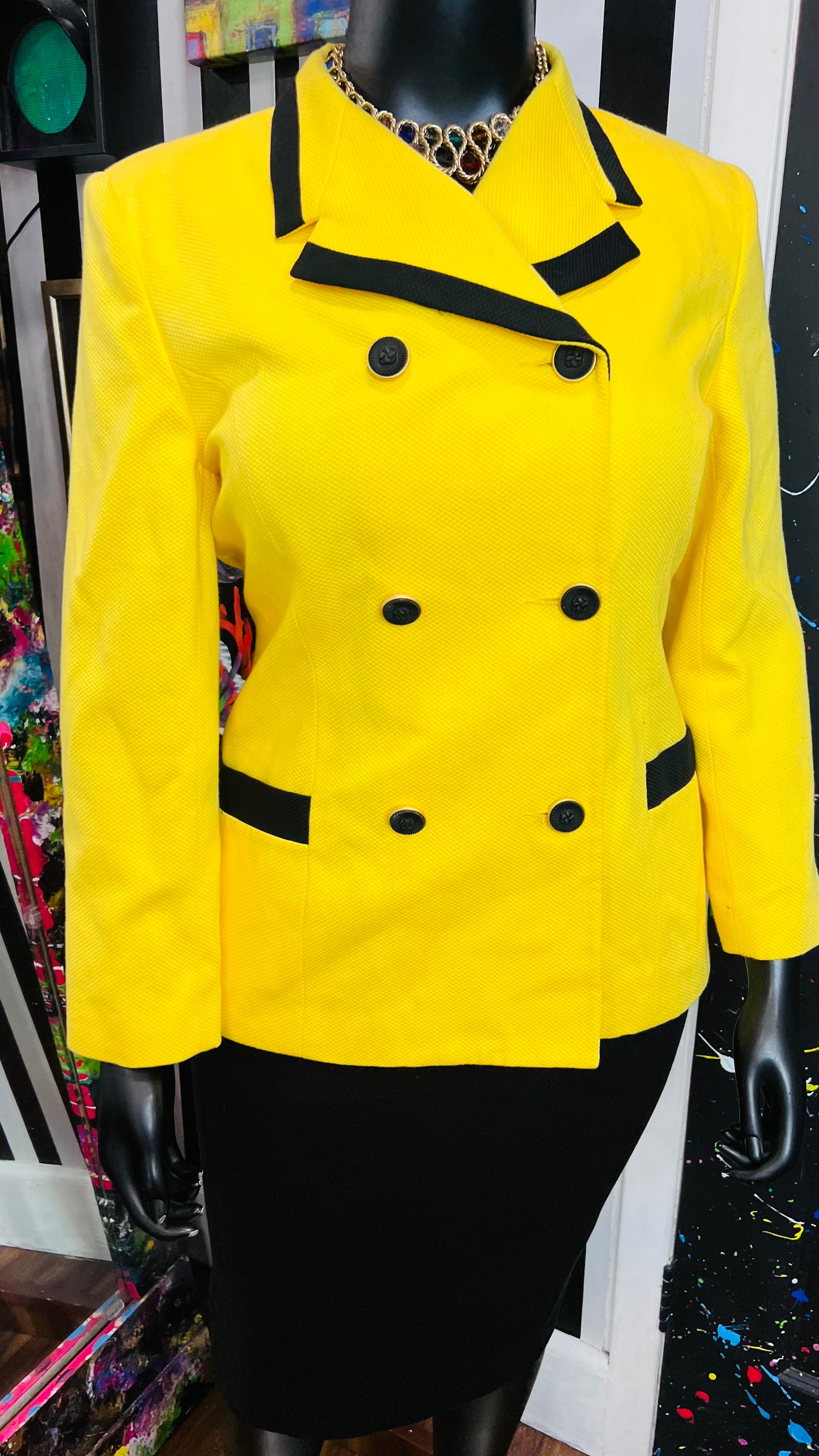 Vintage BOLD Yellow & Black Skirt Set (14)