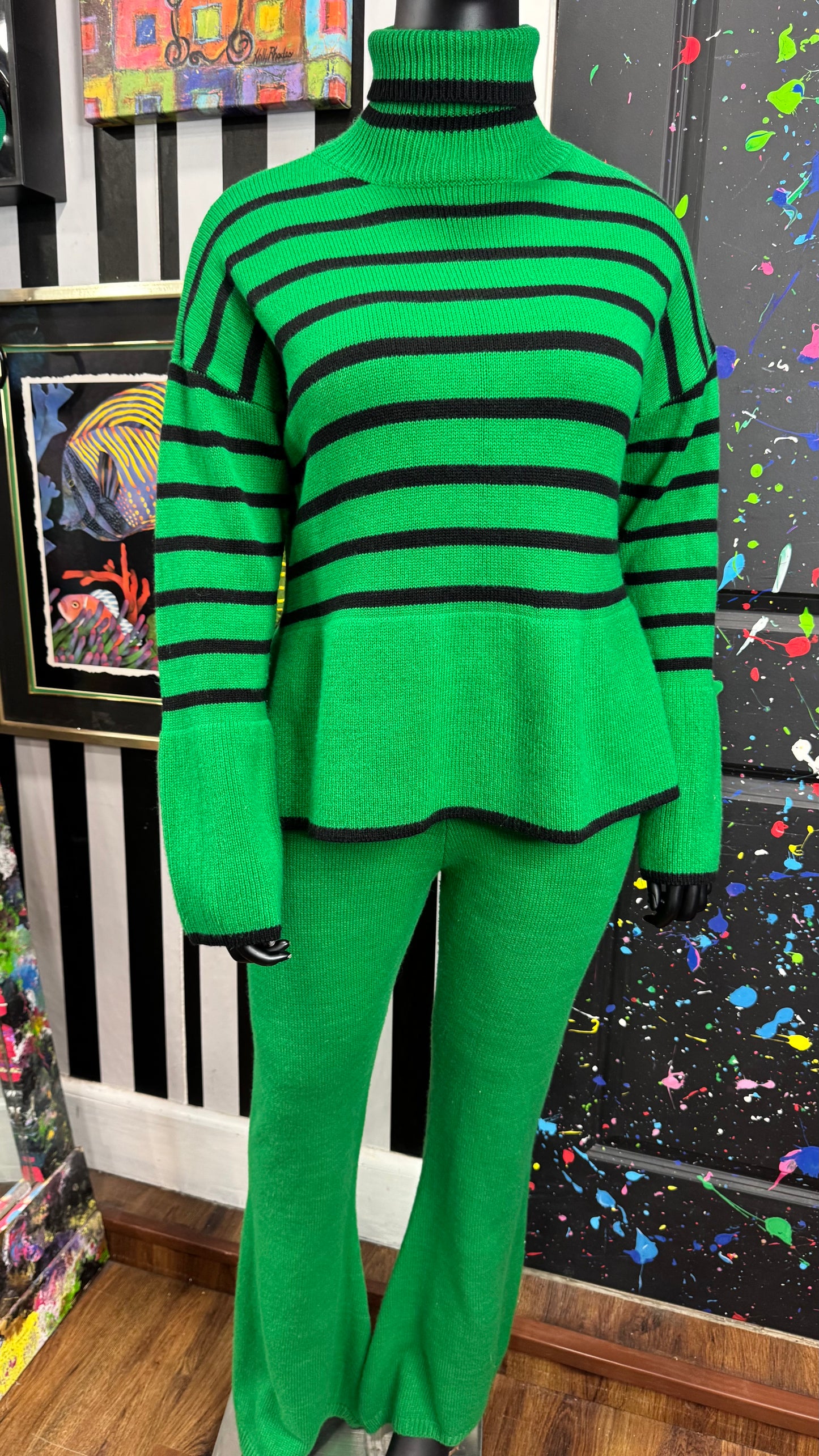 Vintage Knit Green & Black Striped Pants Set (22)