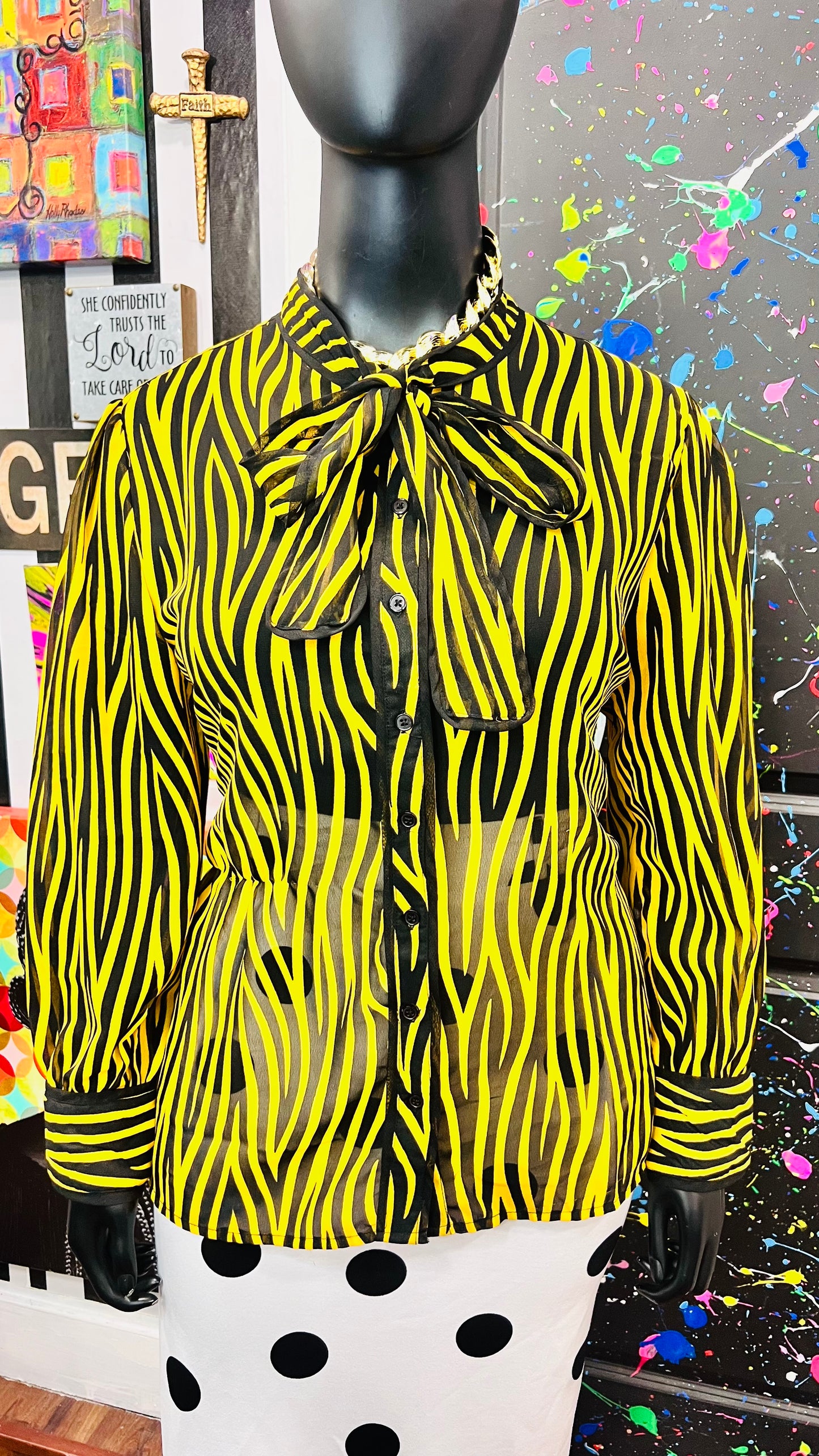 Vibtage Inspired Yellow & Black Tie Bow Blouse (18)