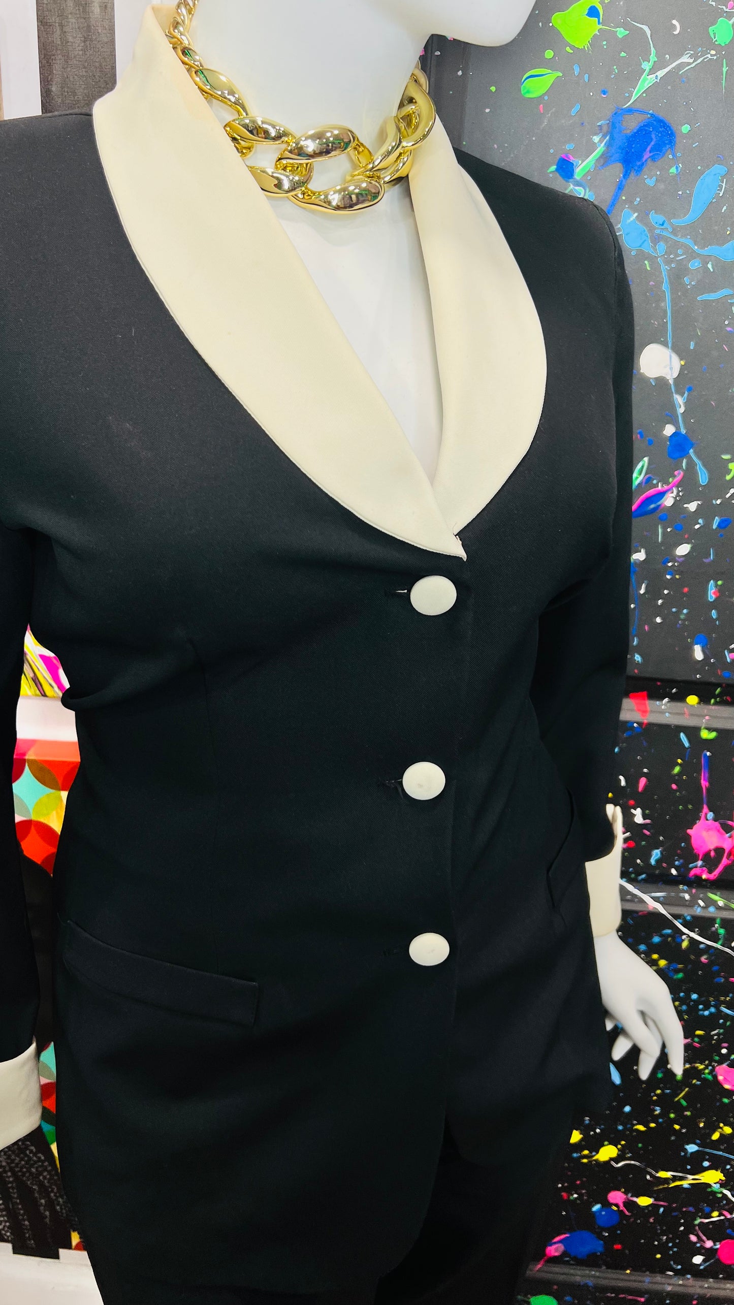 Vintage Cream & White Pants Suit (14)