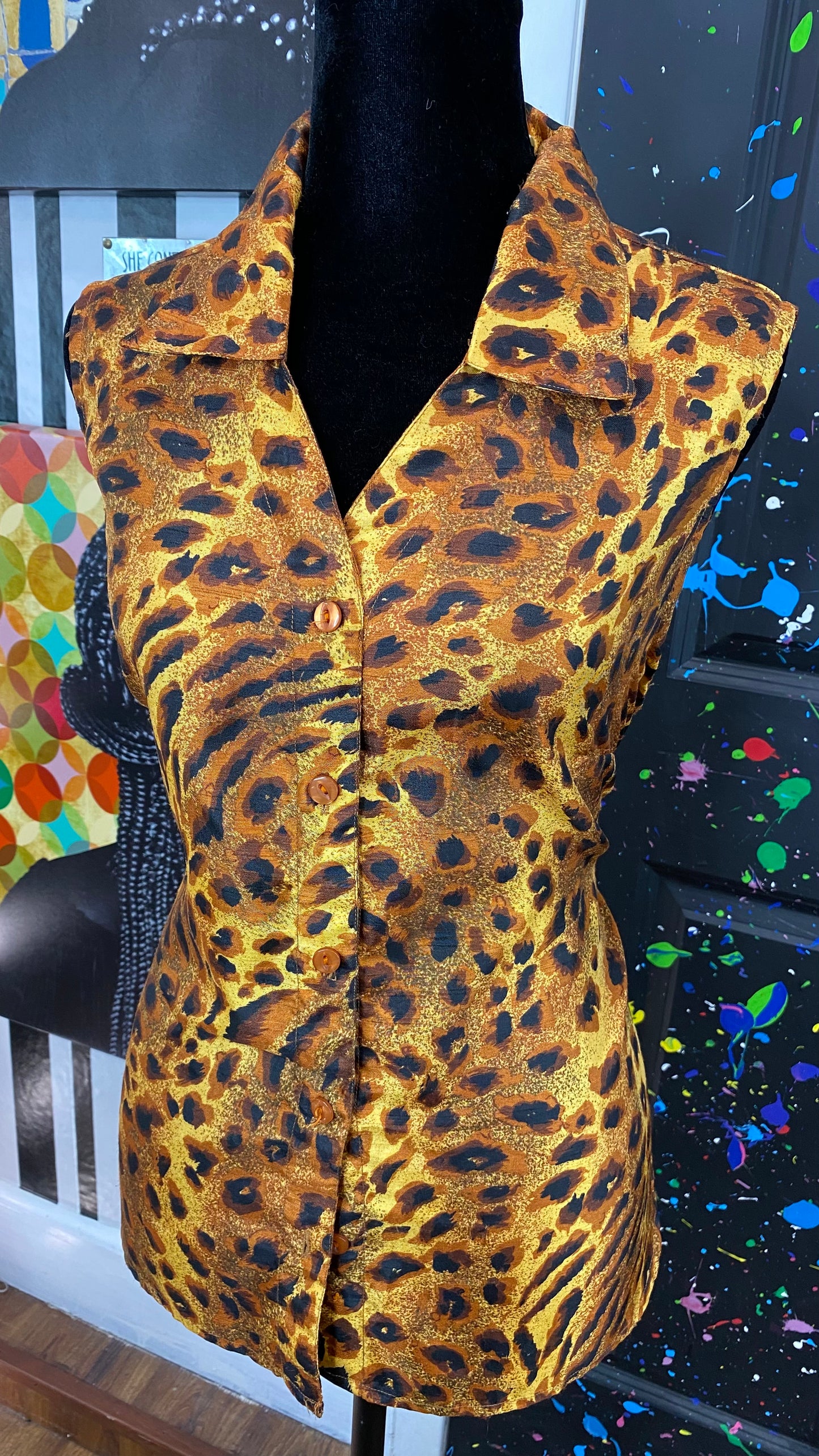 Vintage sleeveless cheetah print Blouse
