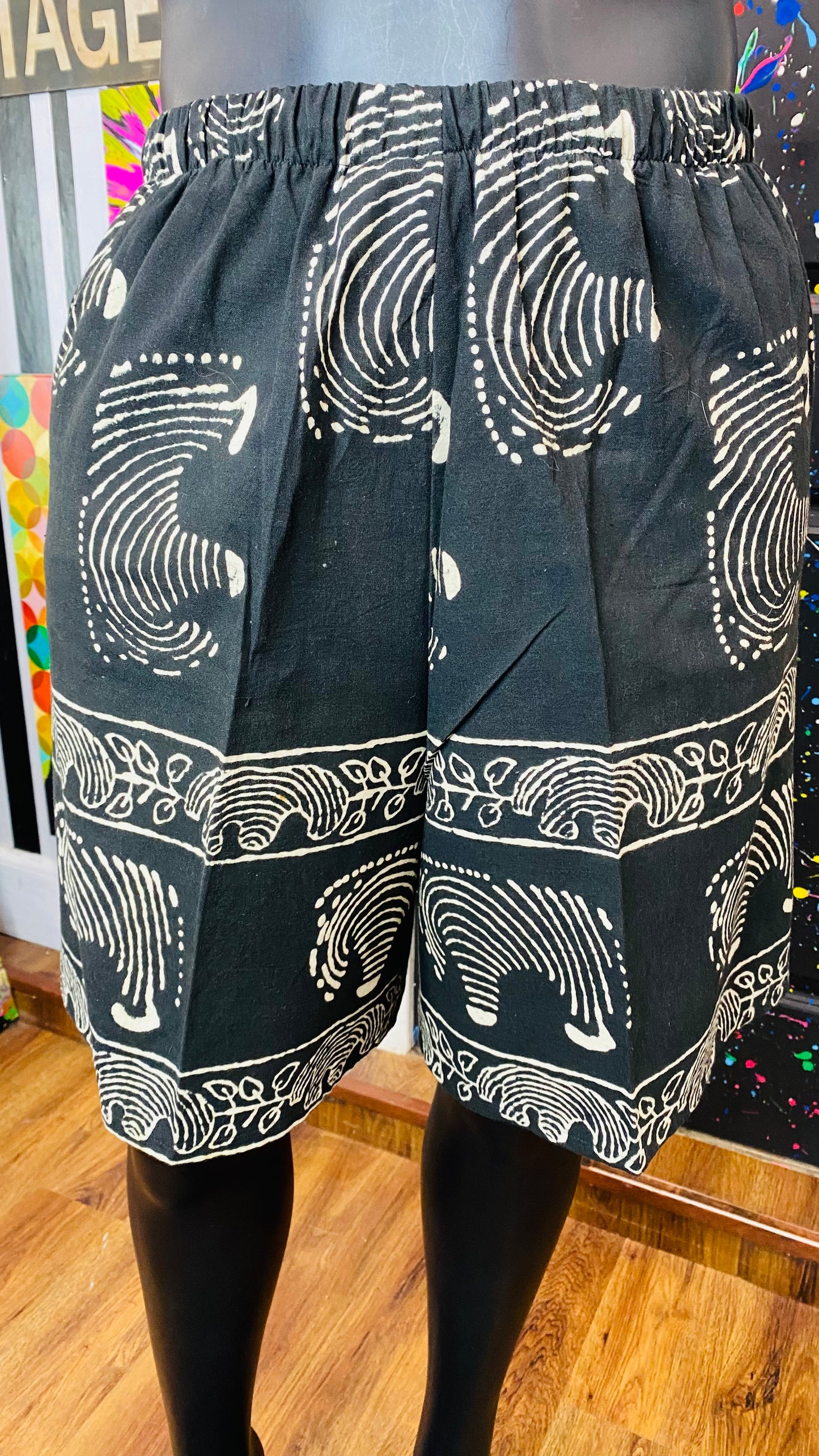 Vintage Tribal Cream & White Shorts Set (16)