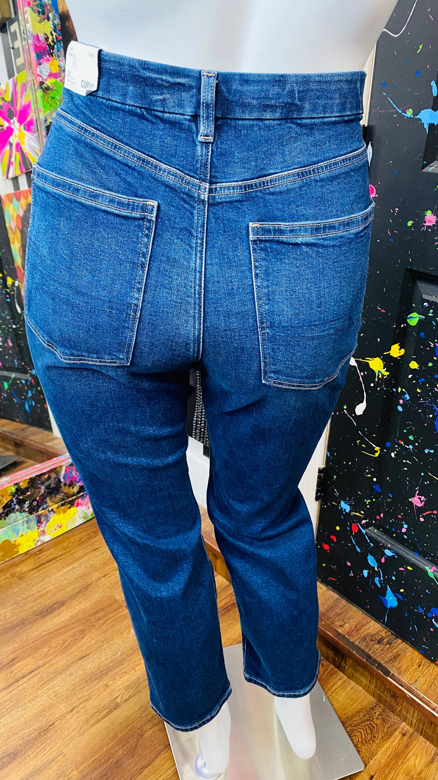 American Eagle Mom Jeans - New w/Tags (20)