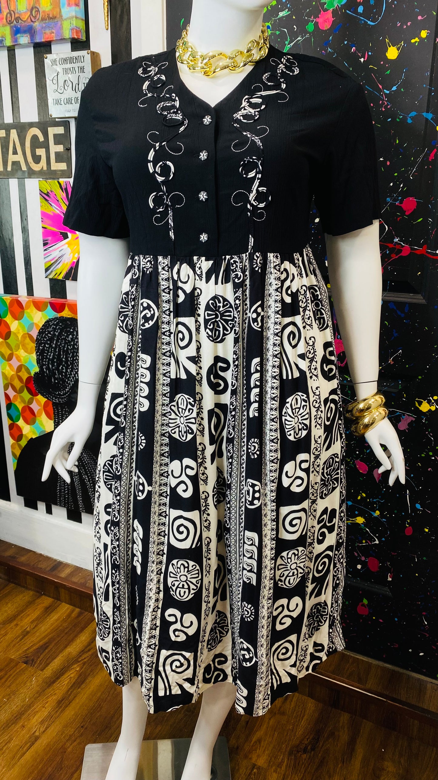 Vintage Black & White Dress (14)