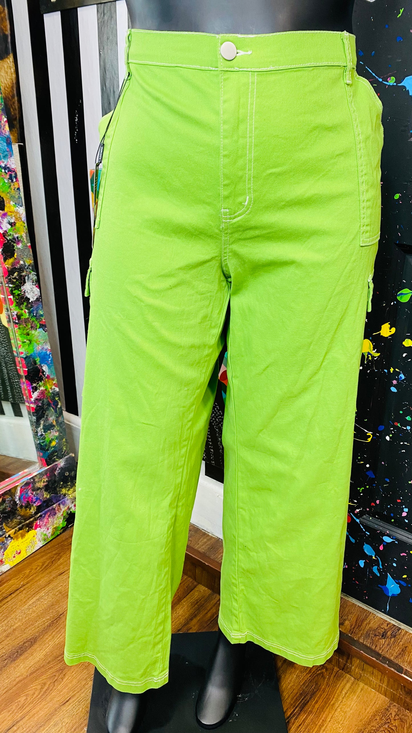 New w/ Tags Green Wide Leg Pants (15)