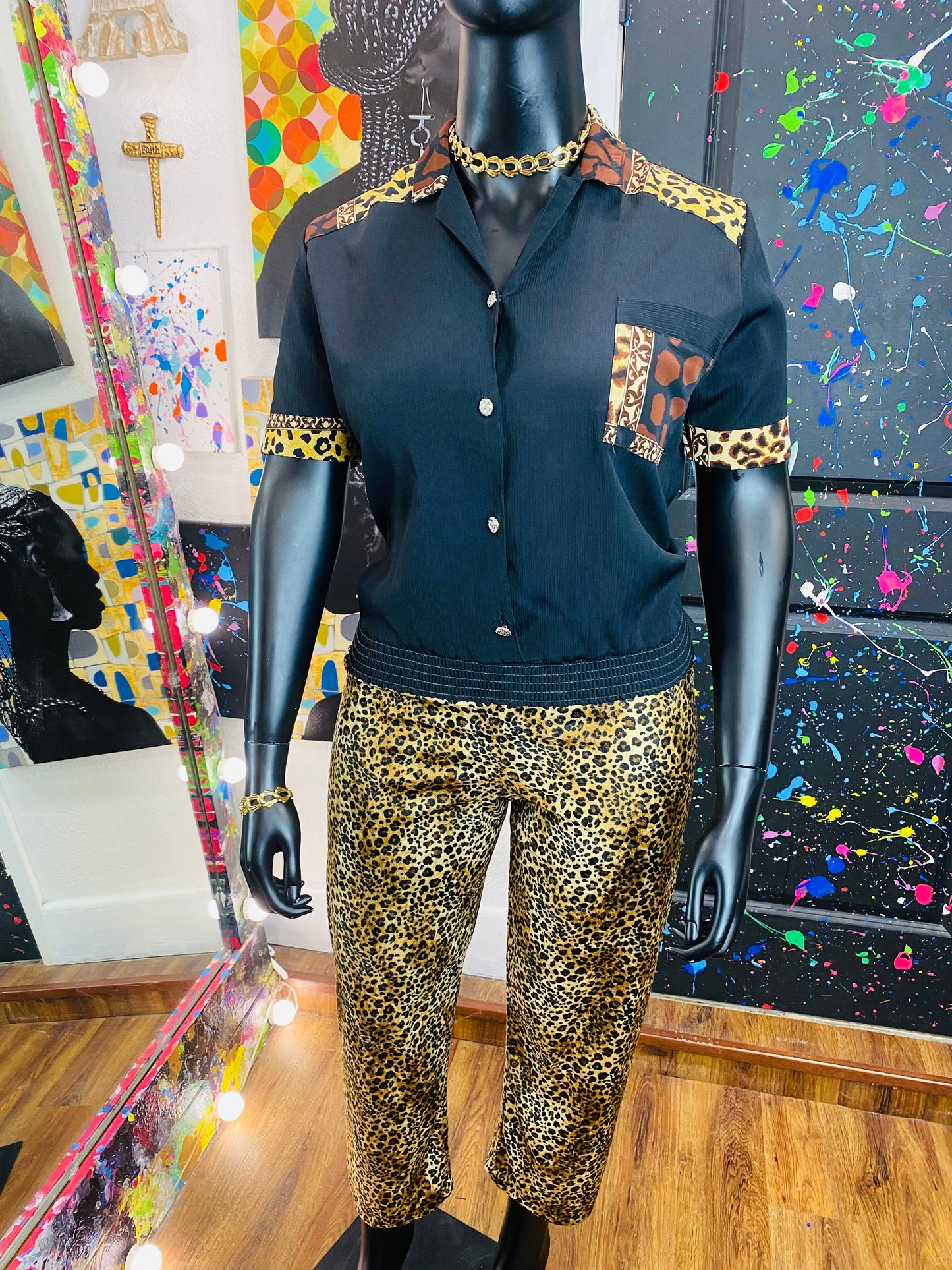 Vintage 2pc Black and Cheetah Print Set