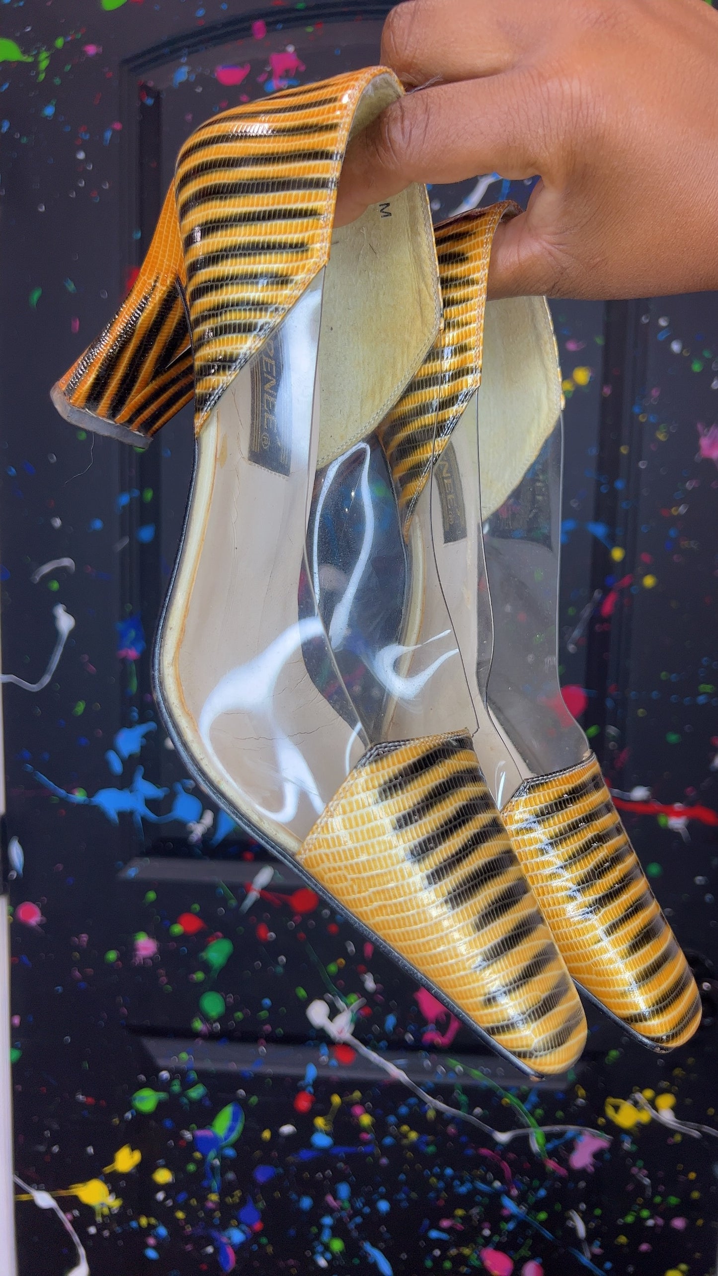 Vintage Clear Gold & Black Heels (11)