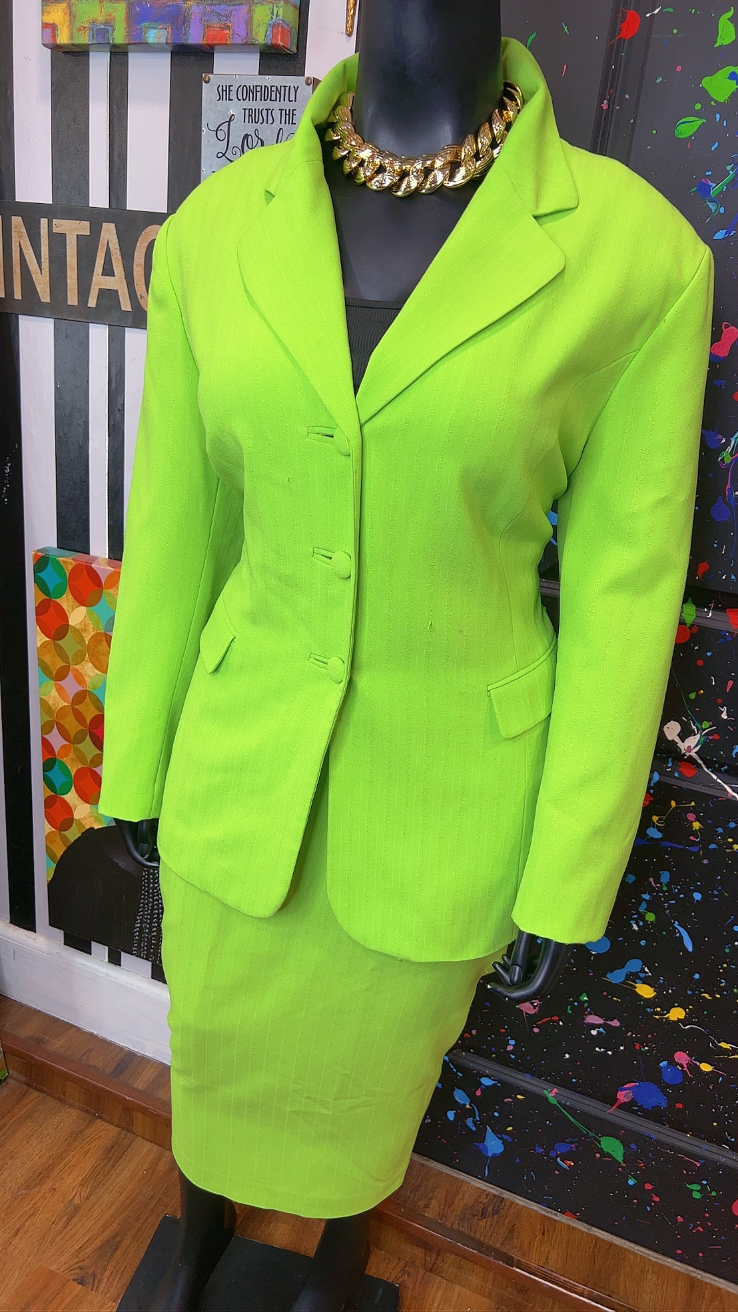 Vintage Green Skirt Suit (20)