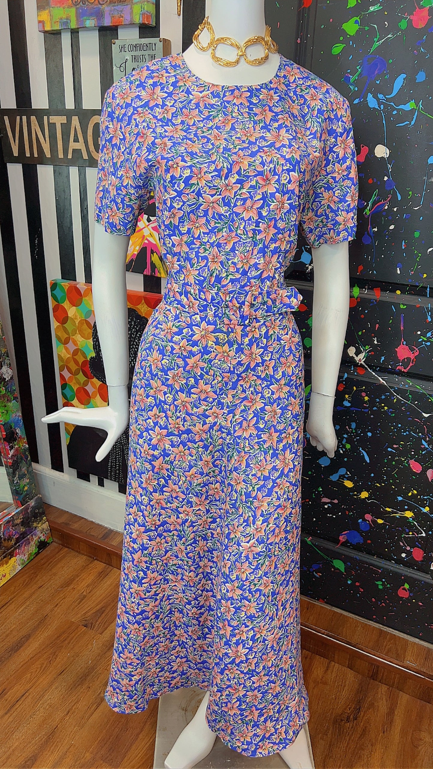 Vintage Floral Dress w/ Belt (14)