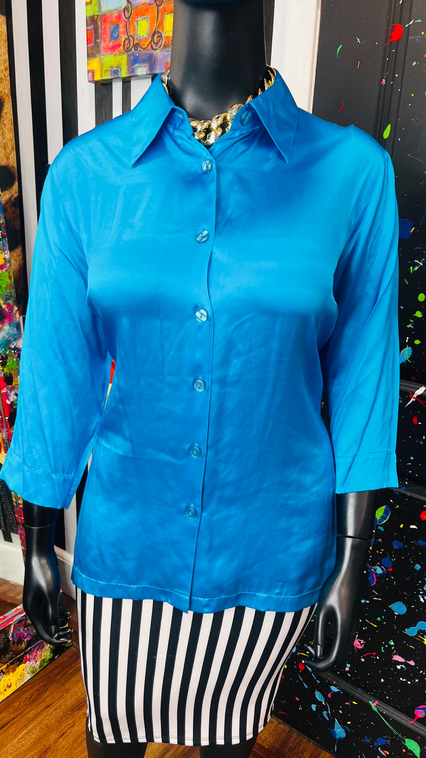 Vintage 100% Silk Blue Blouse (18)