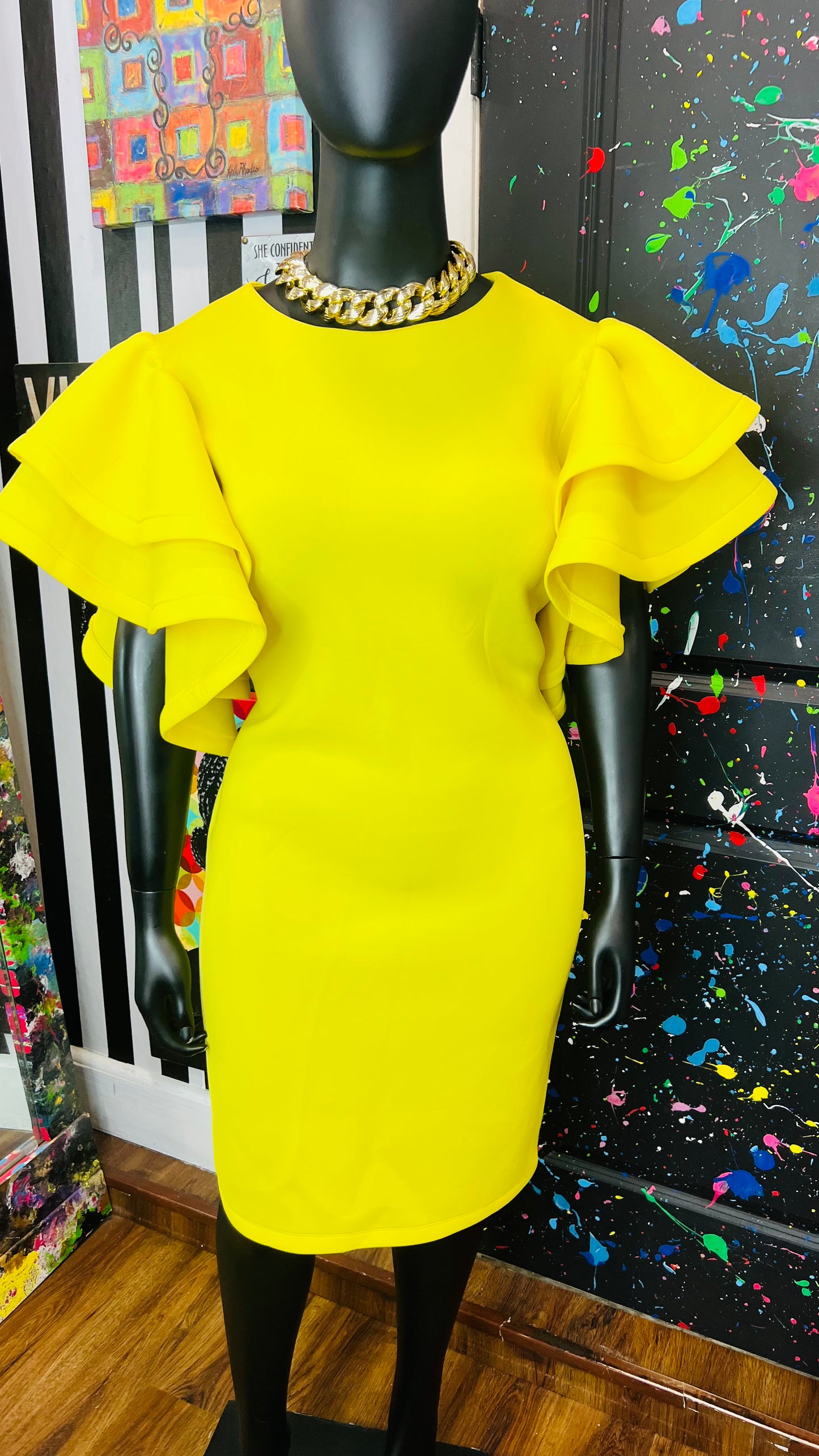Vintage Inspired Yellow Statement Dress (18/20)