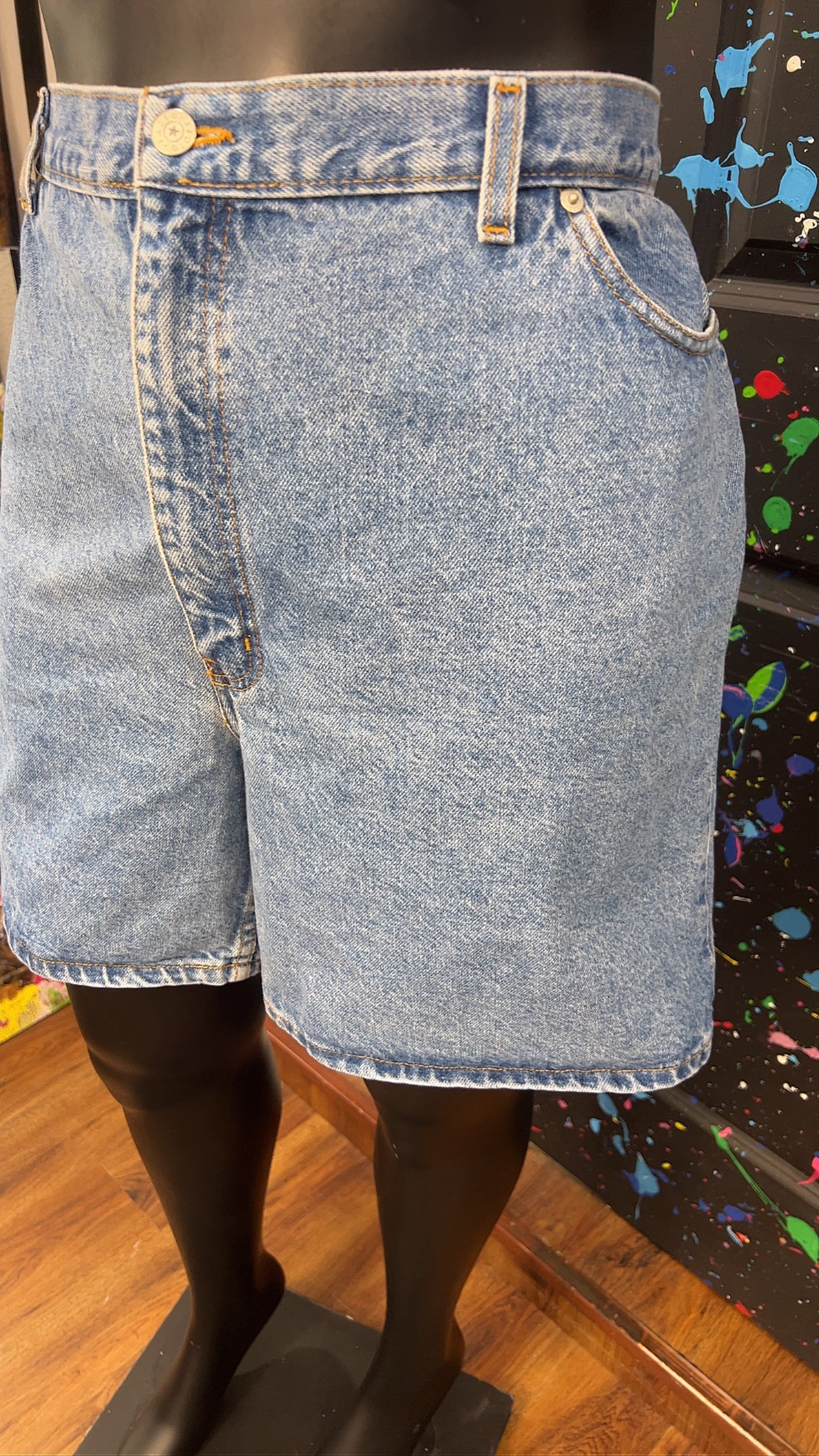 Vintage Denim Mom Shorts (24W)