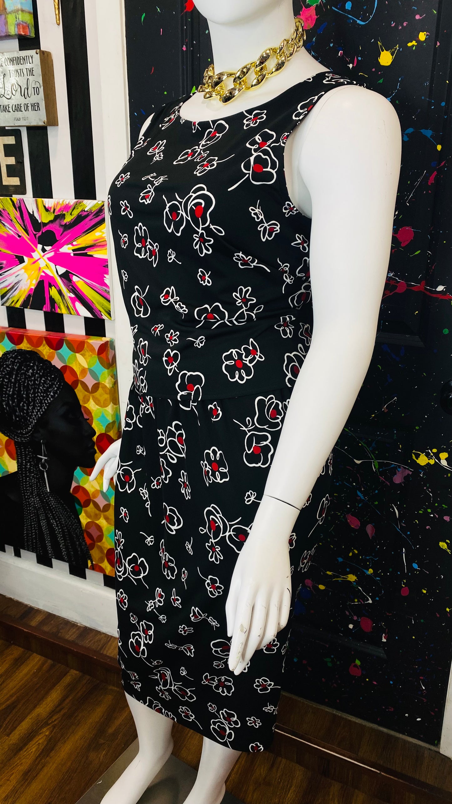 Vintage Black, White & Red Floral 3 Piece Set (18)