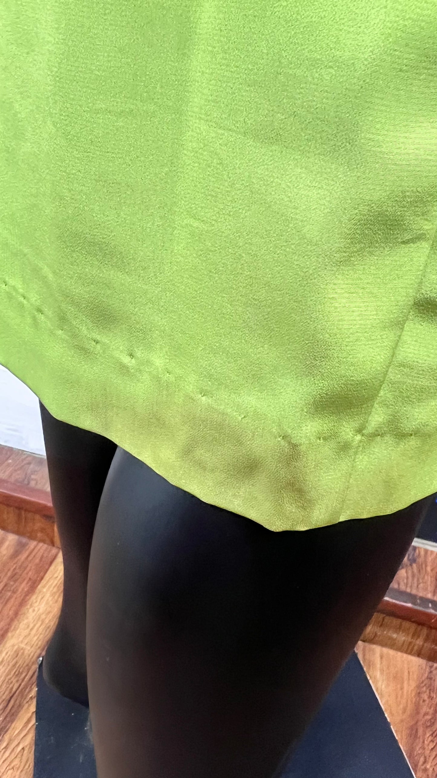 Vintage 100% Silk Green Skirt Suit (14)
