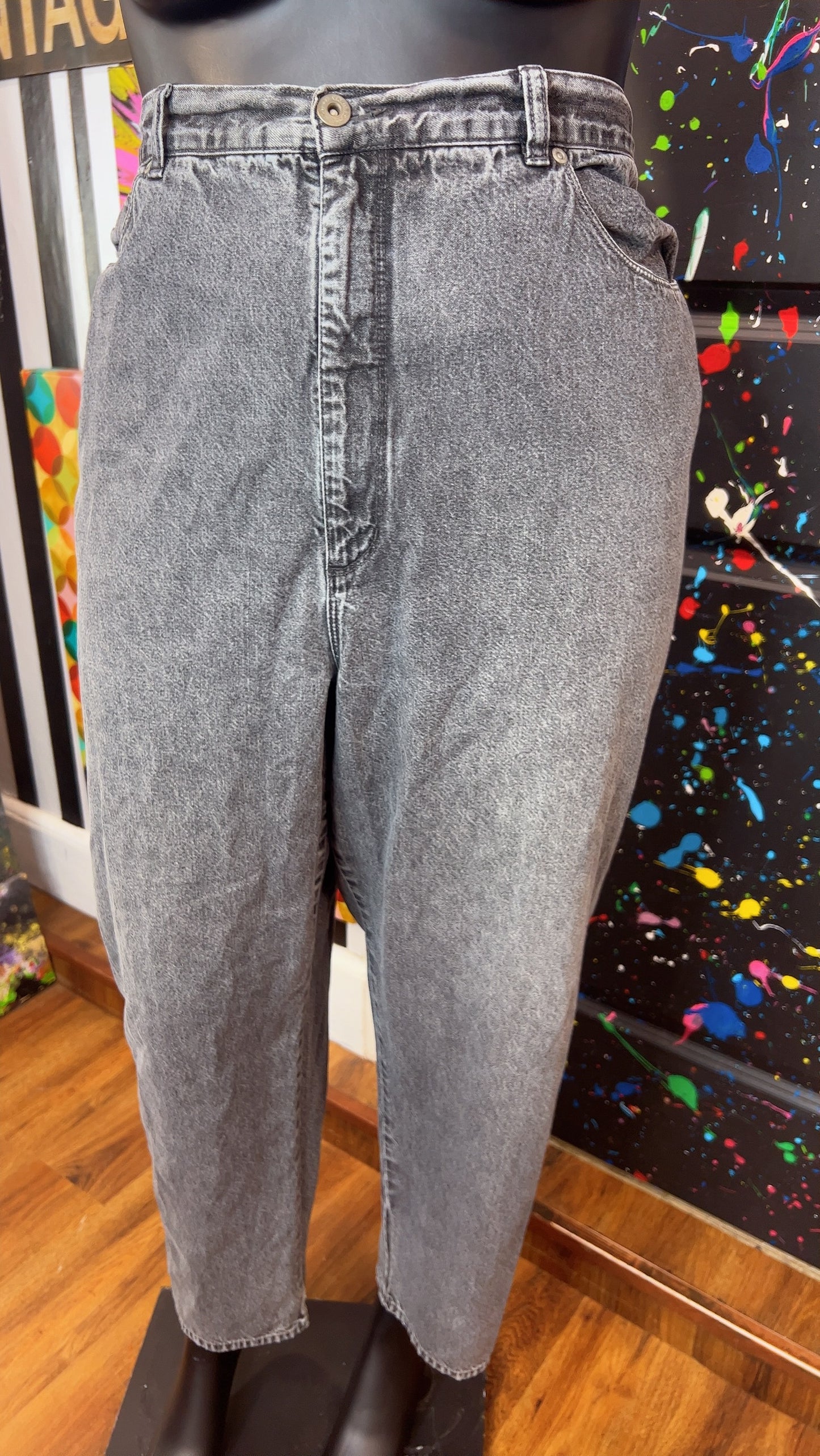 Vintage Ashley Grayish Black Mom Jeans (24W)