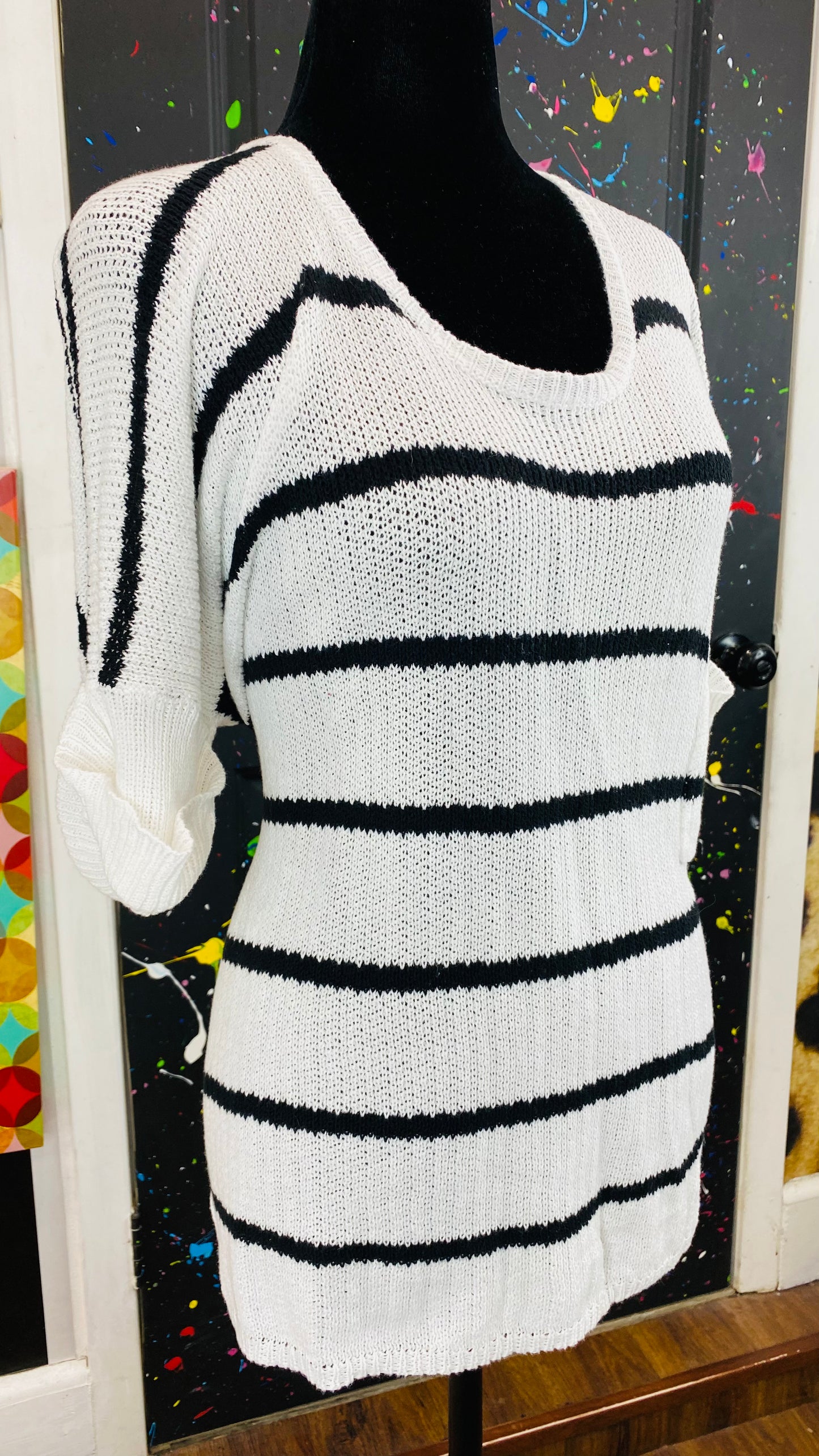 B&W Knit Short Sleeve Blouse