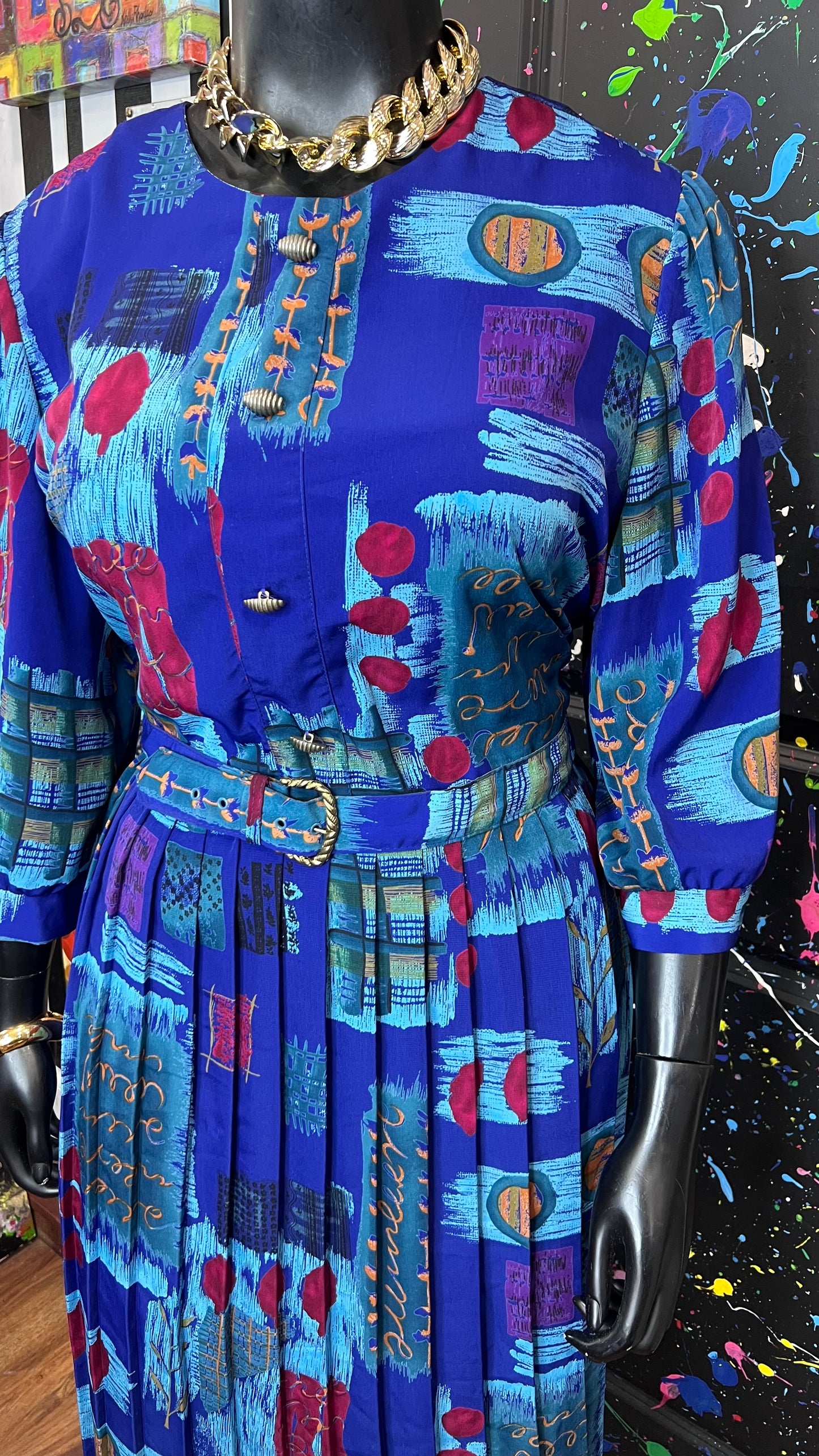 Vintage Abstract Print Dress w/ Belt (22)