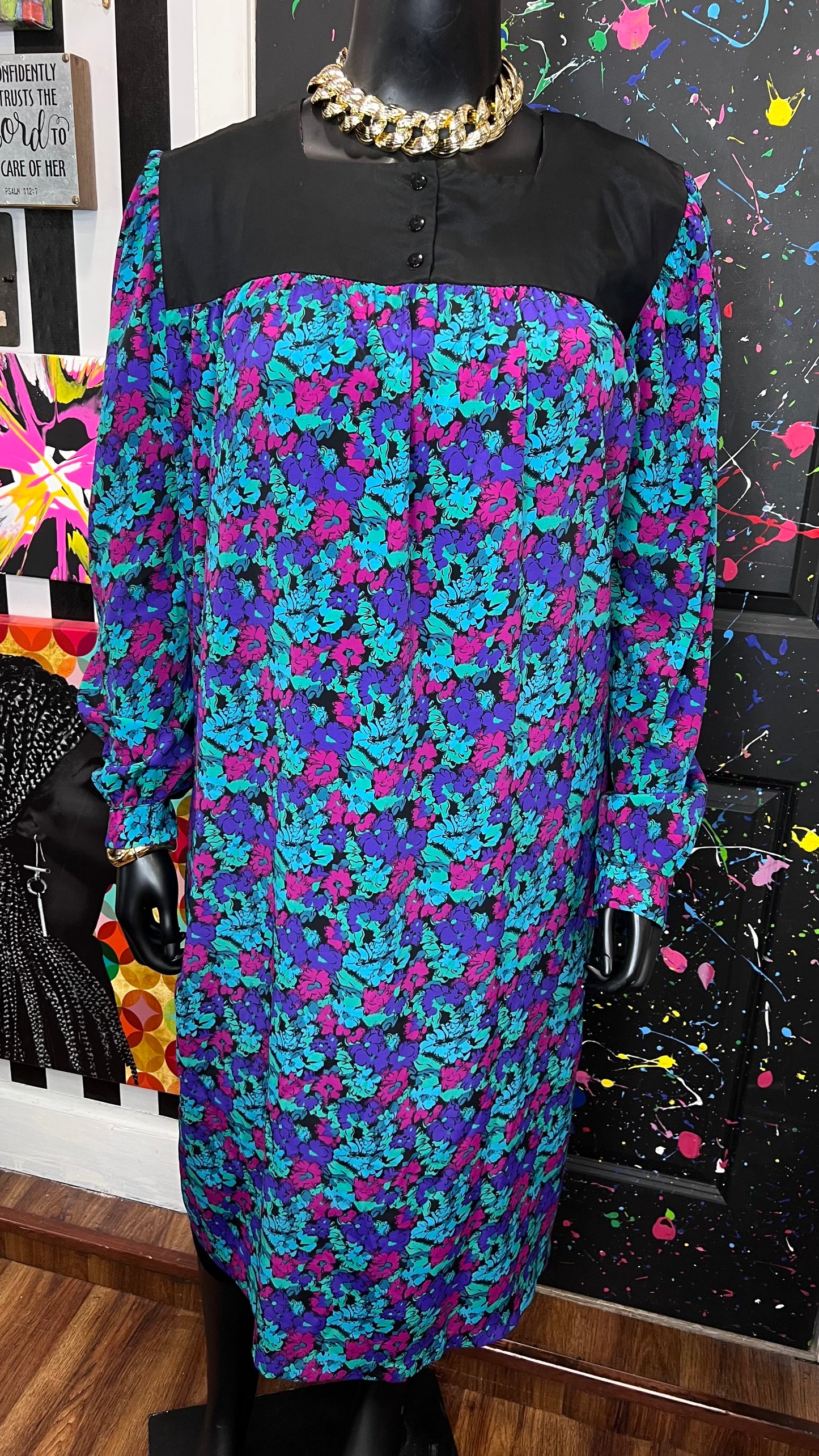 Vintage Floral Dress (26/28)