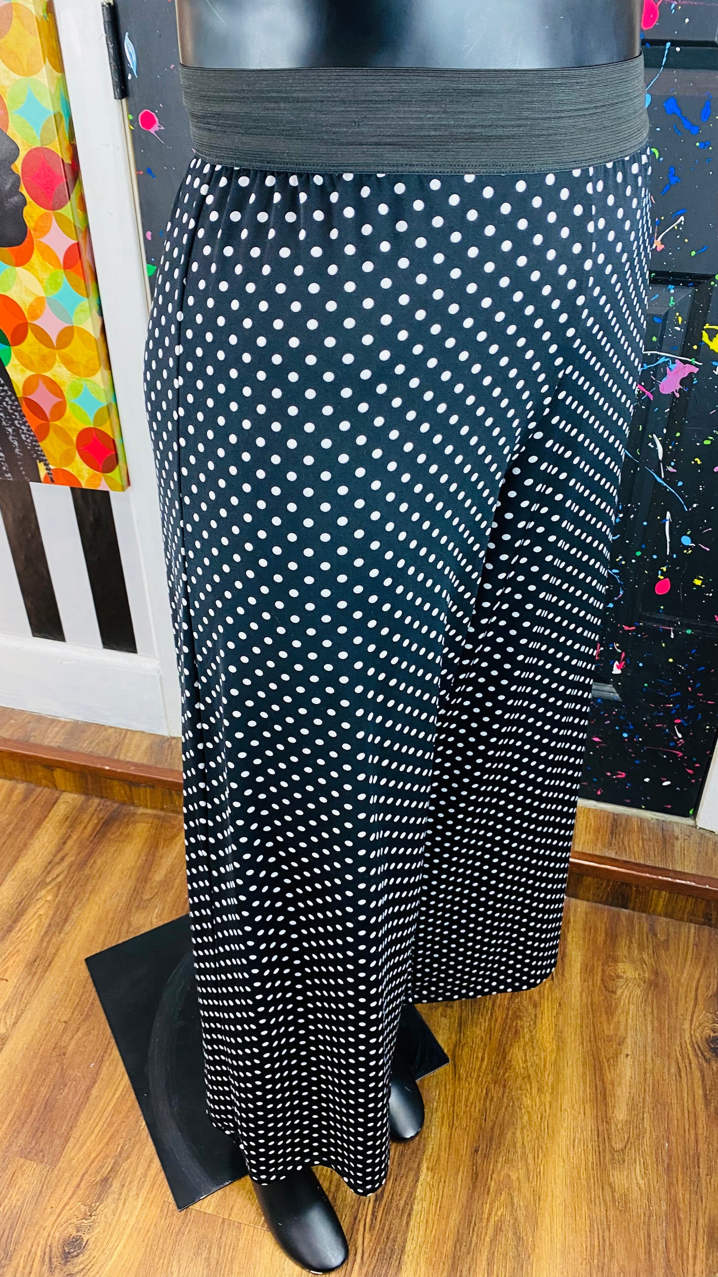 Lavish B&W Polkadot Print Stretch Pants