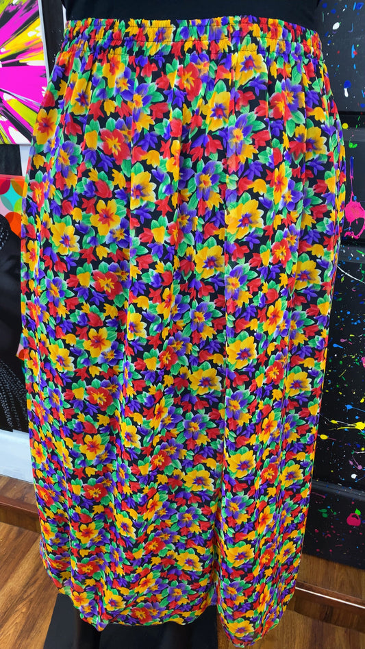 Vintage Floral Skirt (20/22)